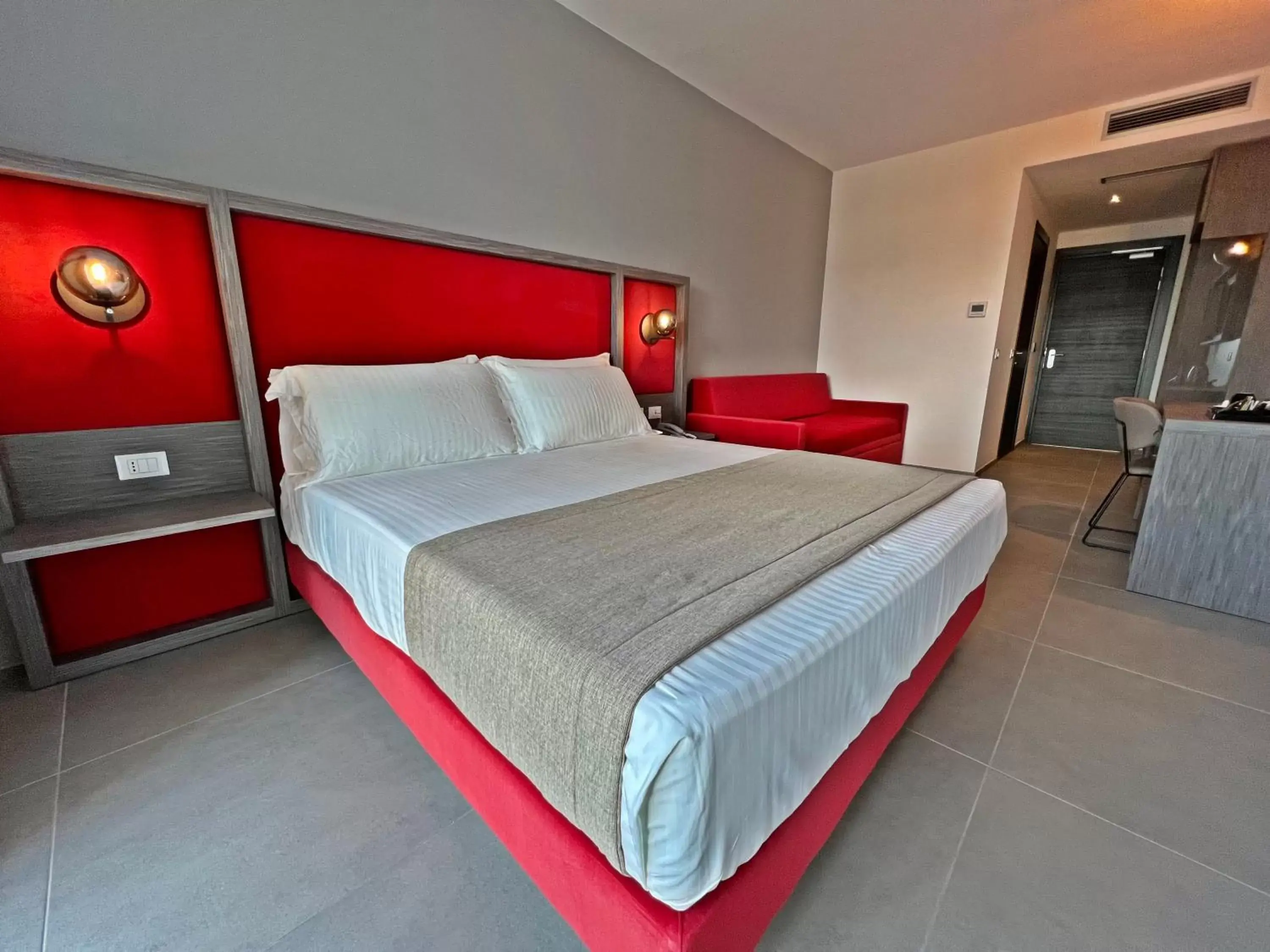 Bed in Resort La Battigia Beach & Spa