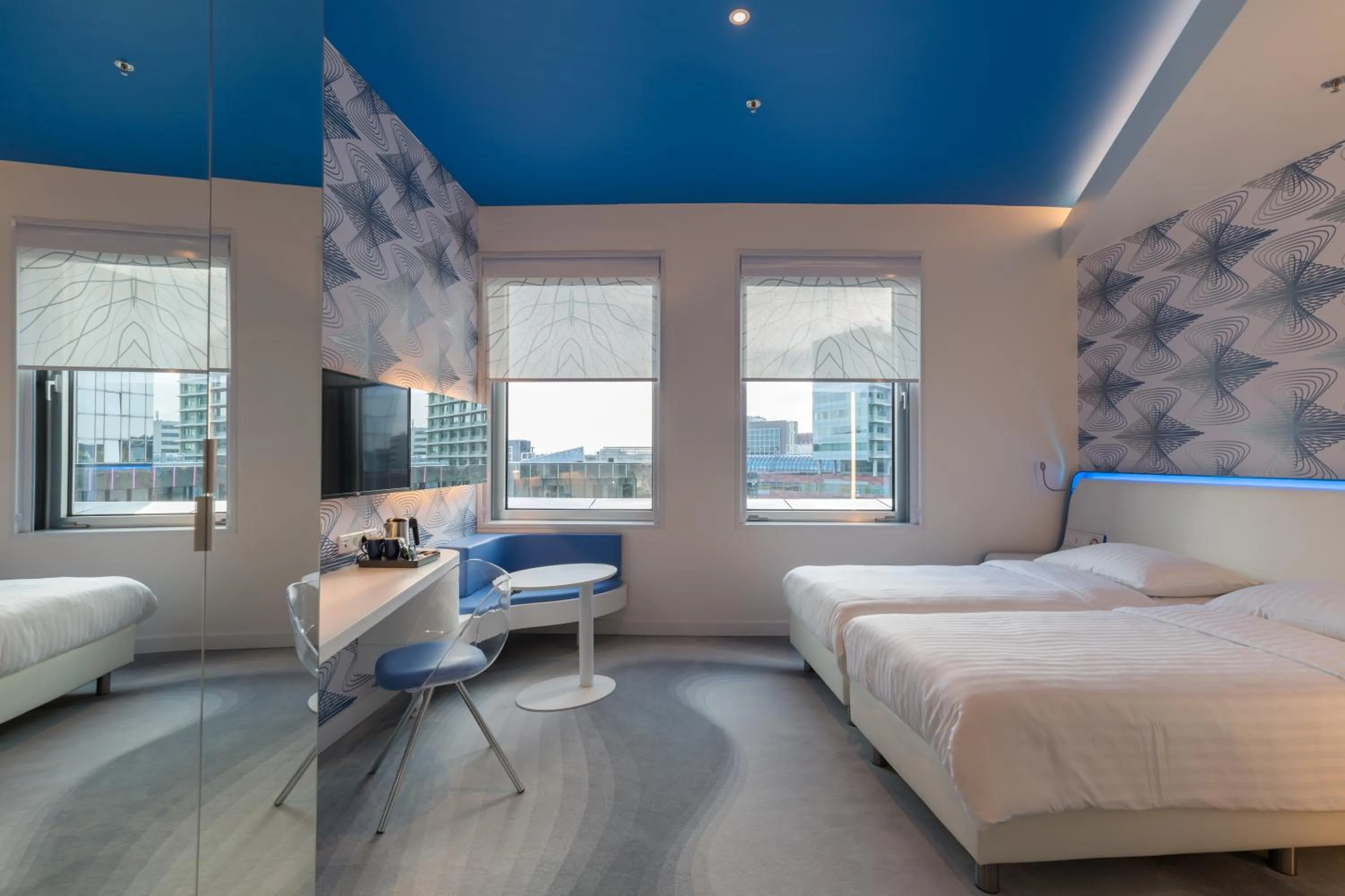 Bed in Park Inn by Radisson Amsterdam City West