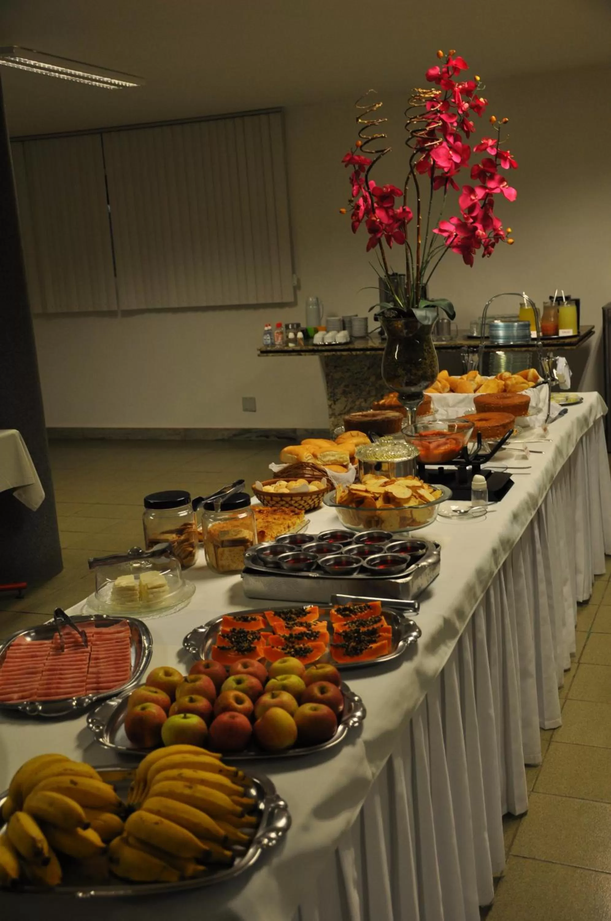 Breakfast in Hotel Regina Muriaé