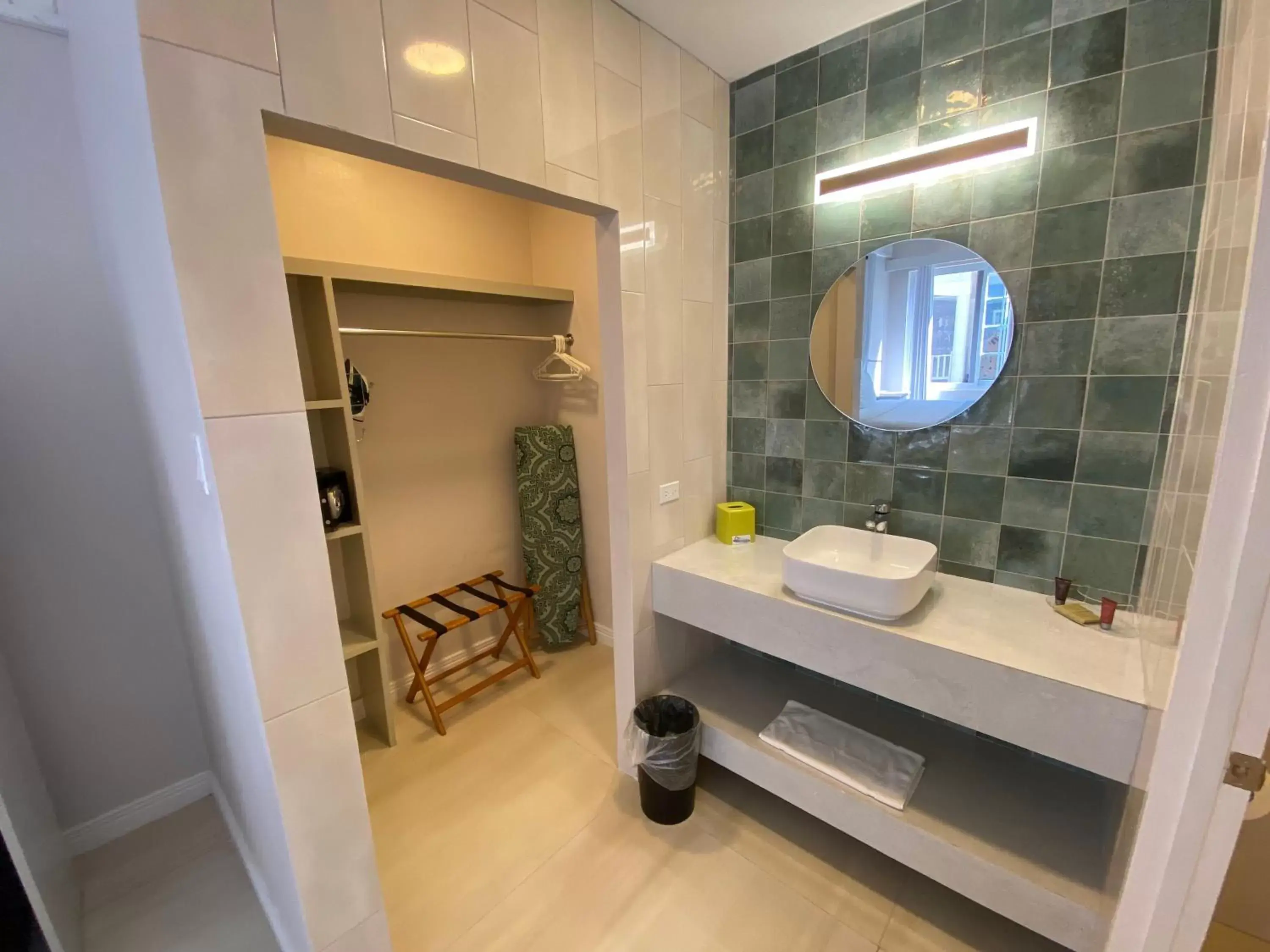 Bathroom in THE BOARDWALK VILLAGE Bathroom in THE BOARDWALK VILLAGE