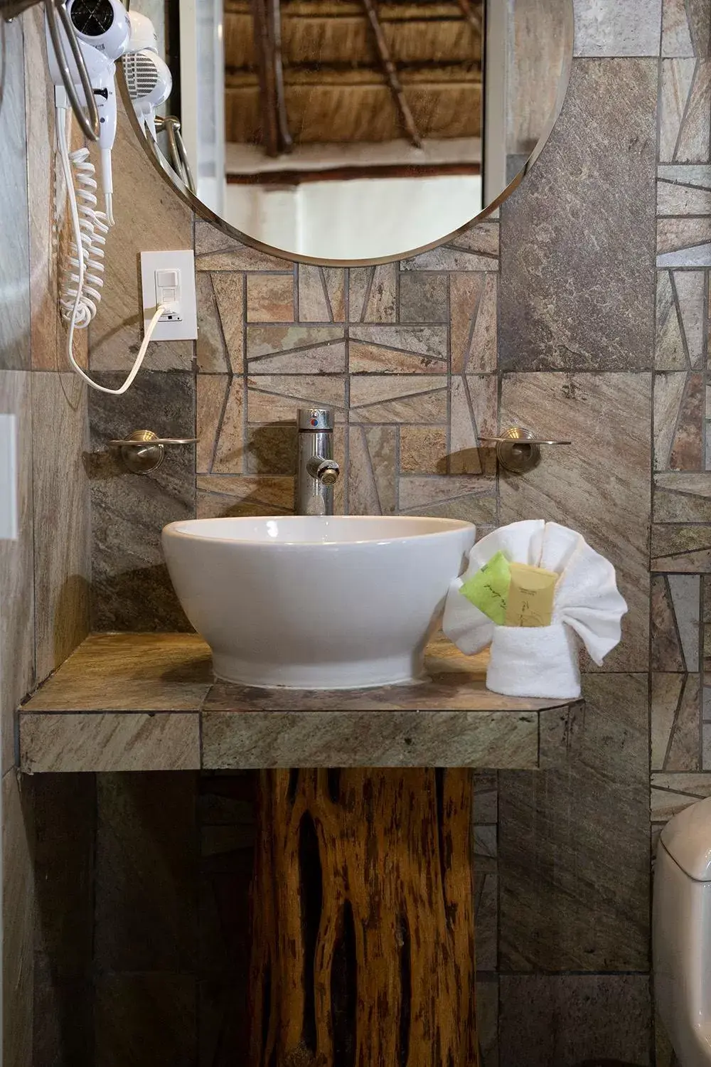 Bathroom in Hotel Amar Inn