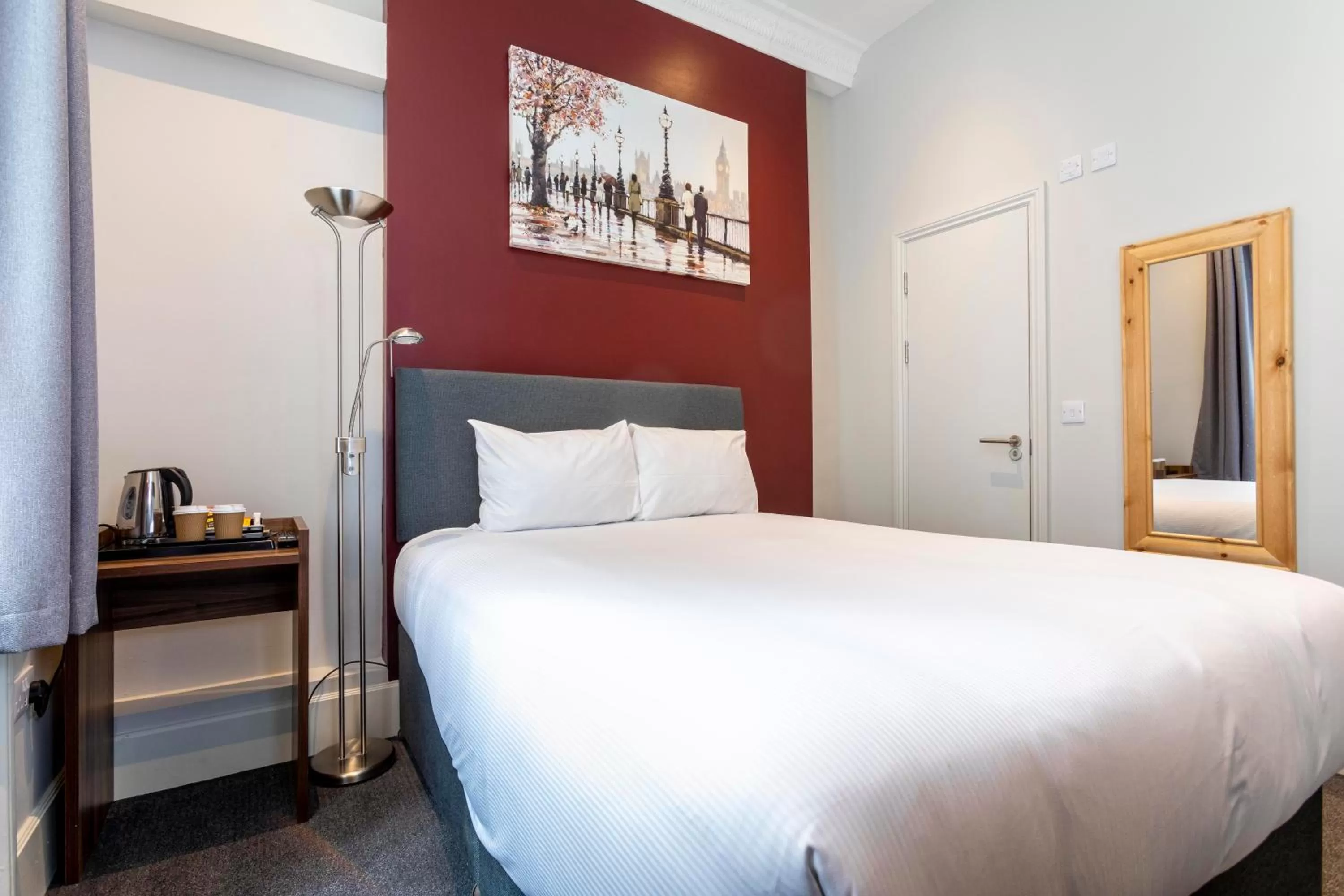 Bed in Royal Park Hotel