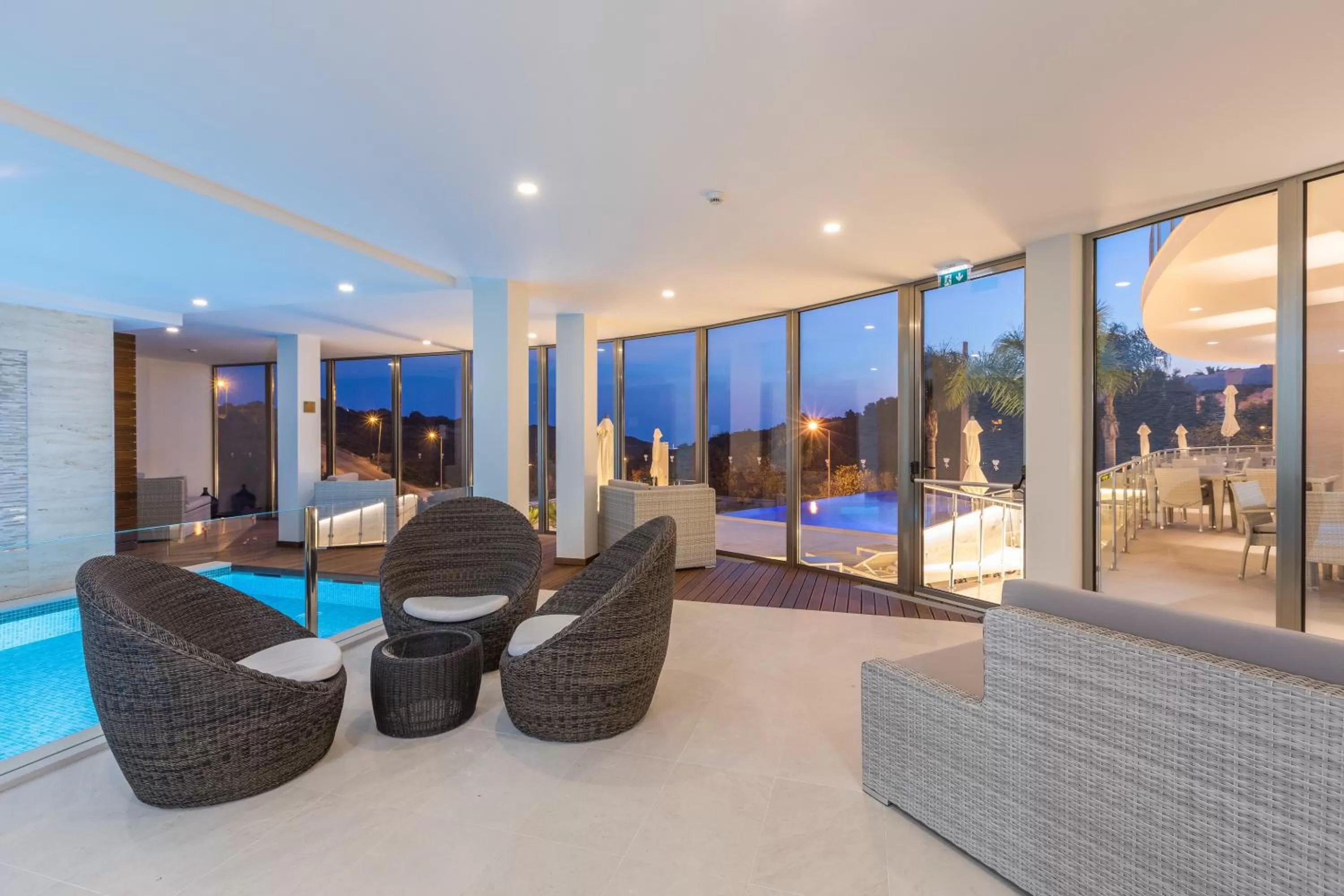 Spa and wellness centre/facilities in Caneiros Luxury House & Suites