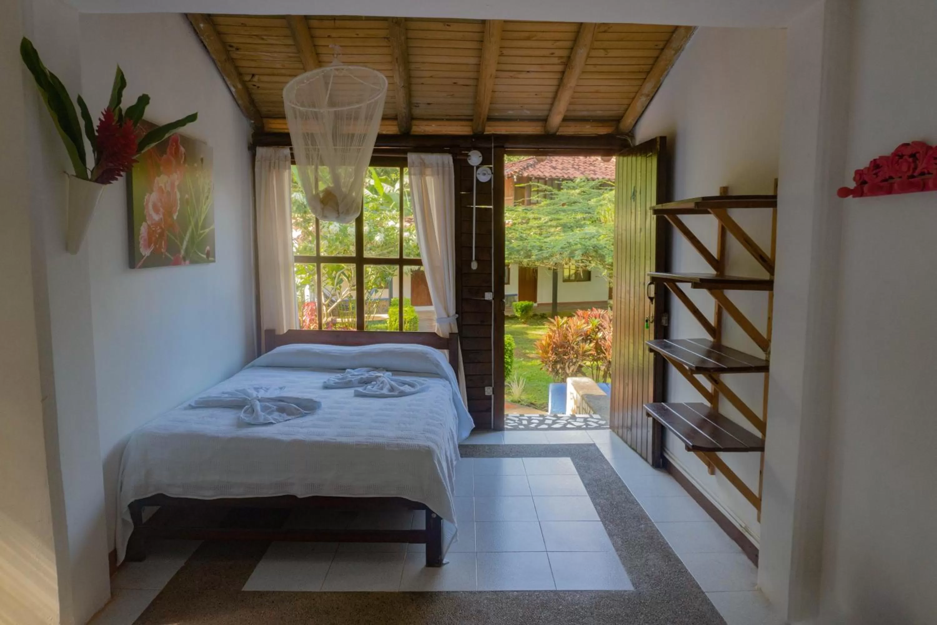 Los Robles Capurgana