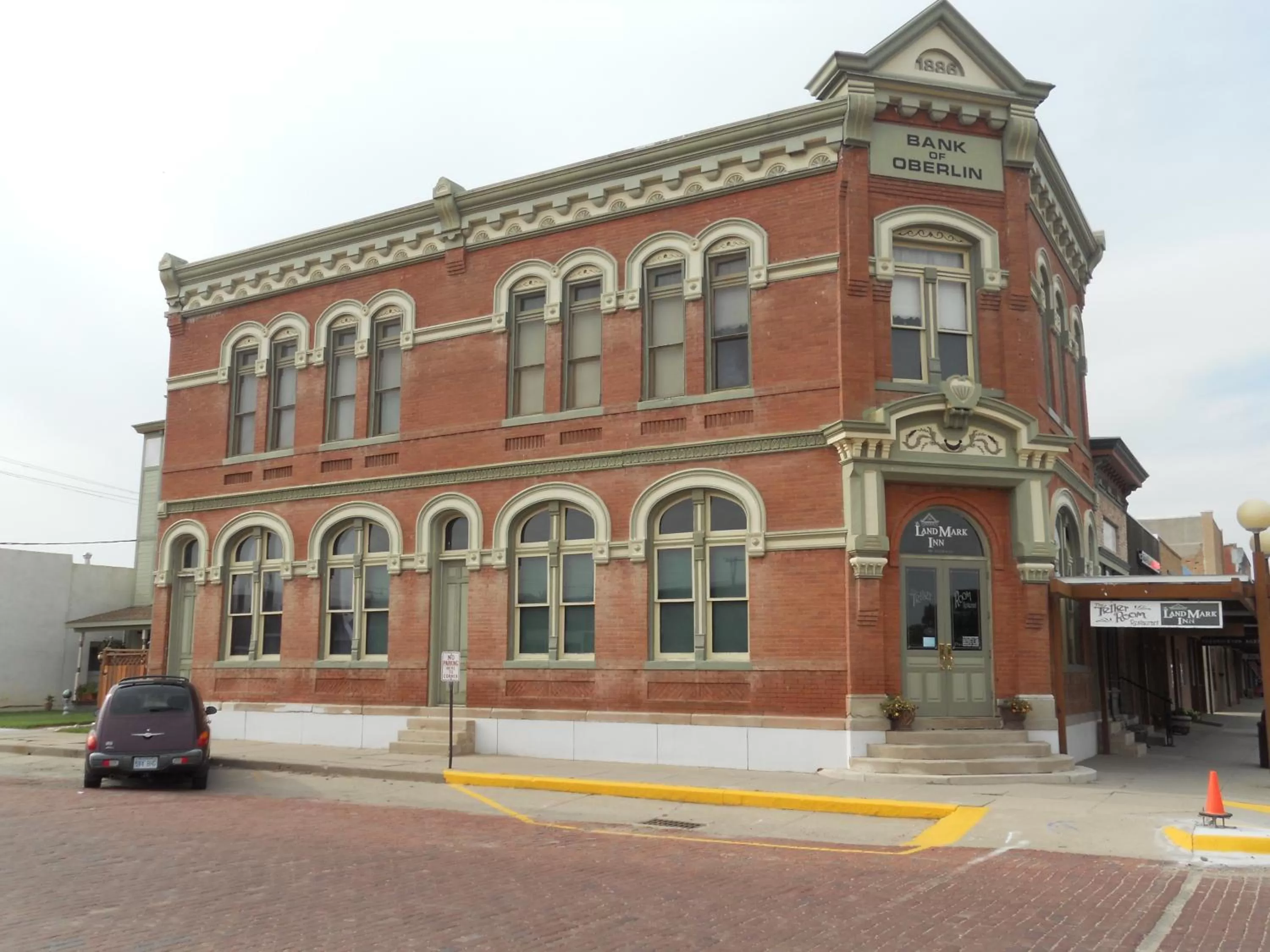 Facade/entrance, Property Building in LandMark Inn at the Historic Bank of Oberlin