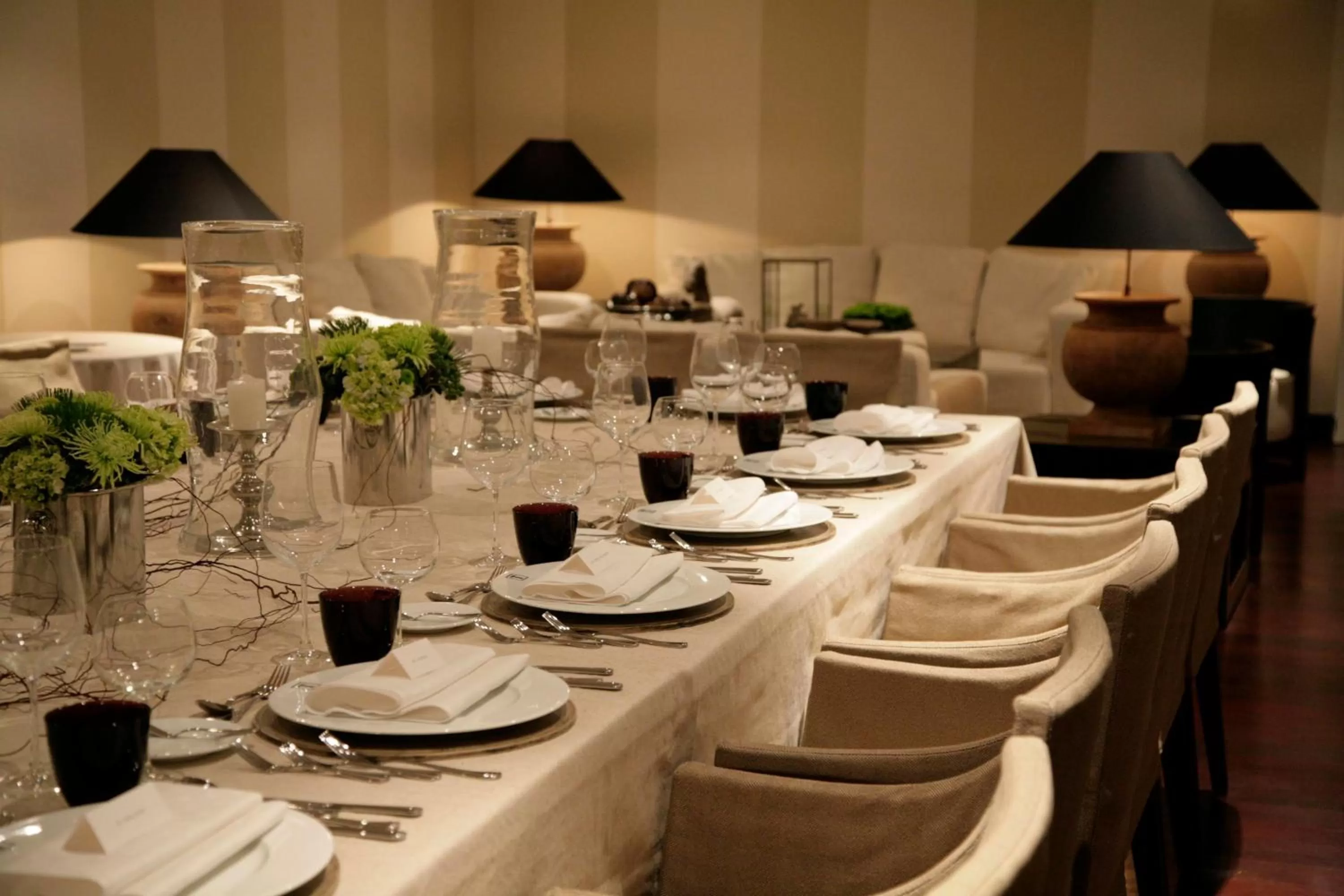 Restaurant/places to eat in Paradise Road Tintagel Colombo