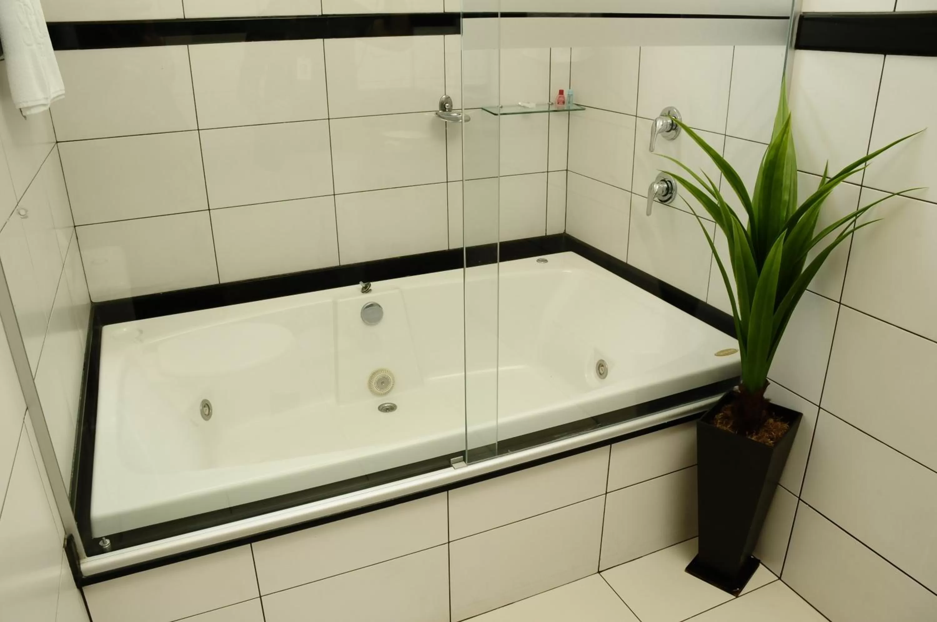 Bathroom in Garden Hotel