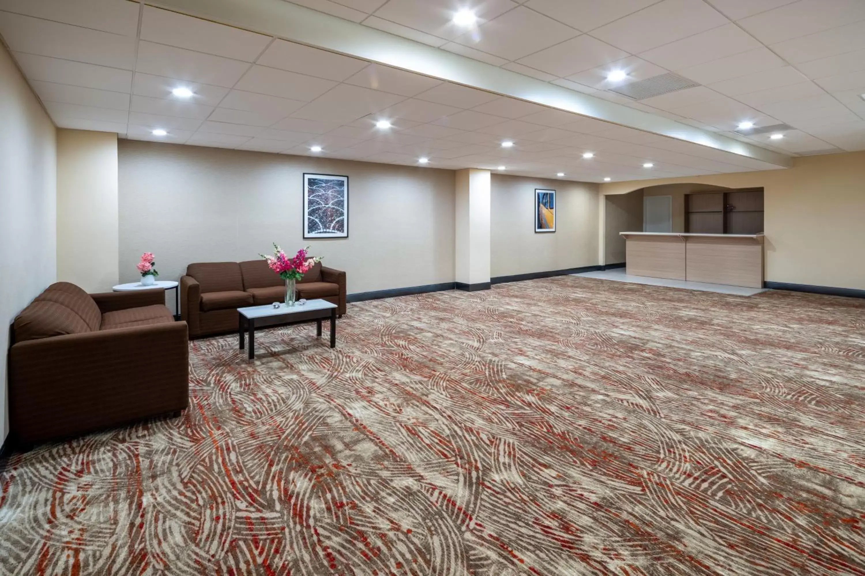 Meeting/conference room in Holiday Inn Poughkeepsie, an IHG Hotel