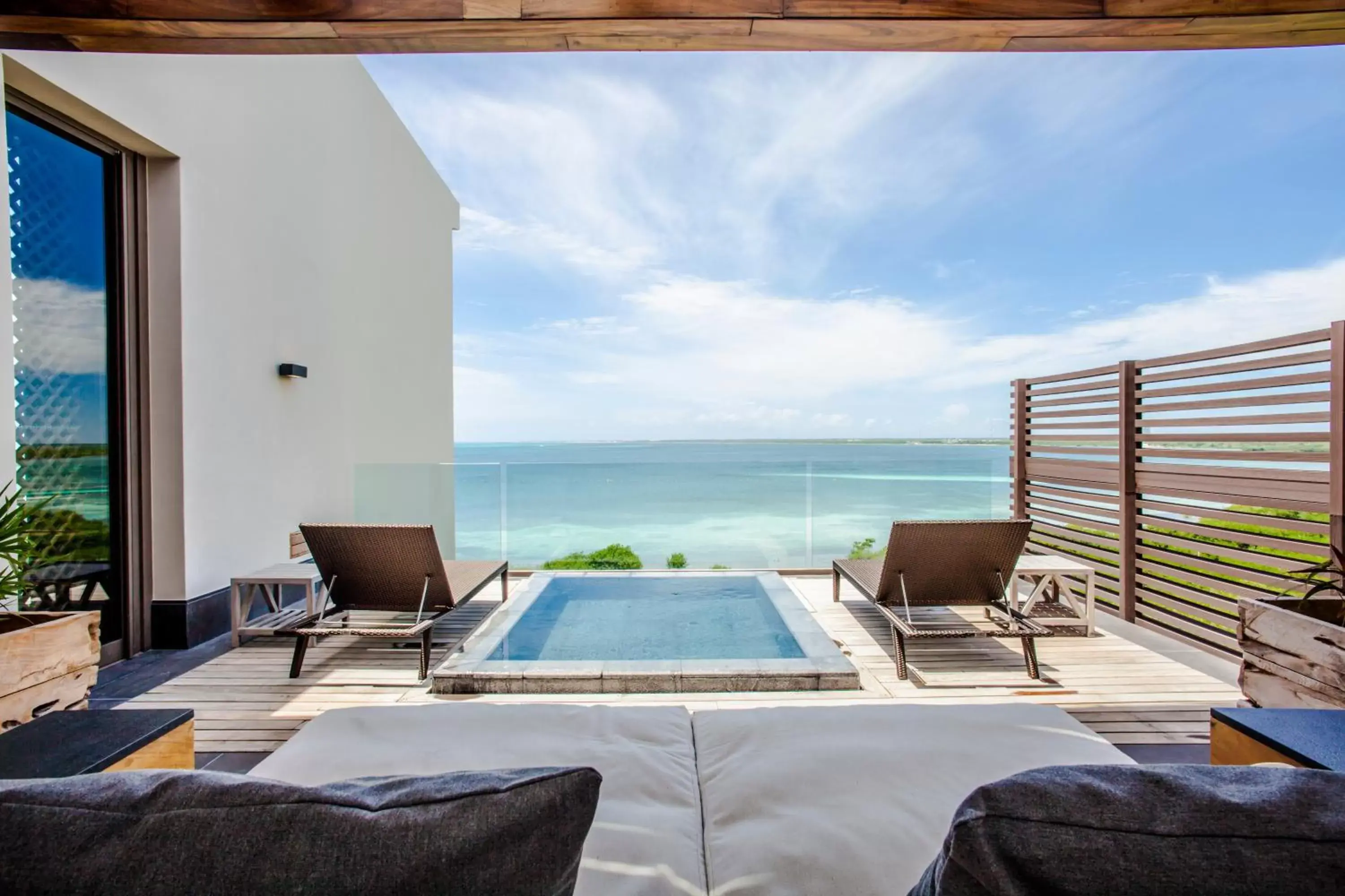 Balcony/Terrace, Swimming Pool in Nizuc Resort & Spa