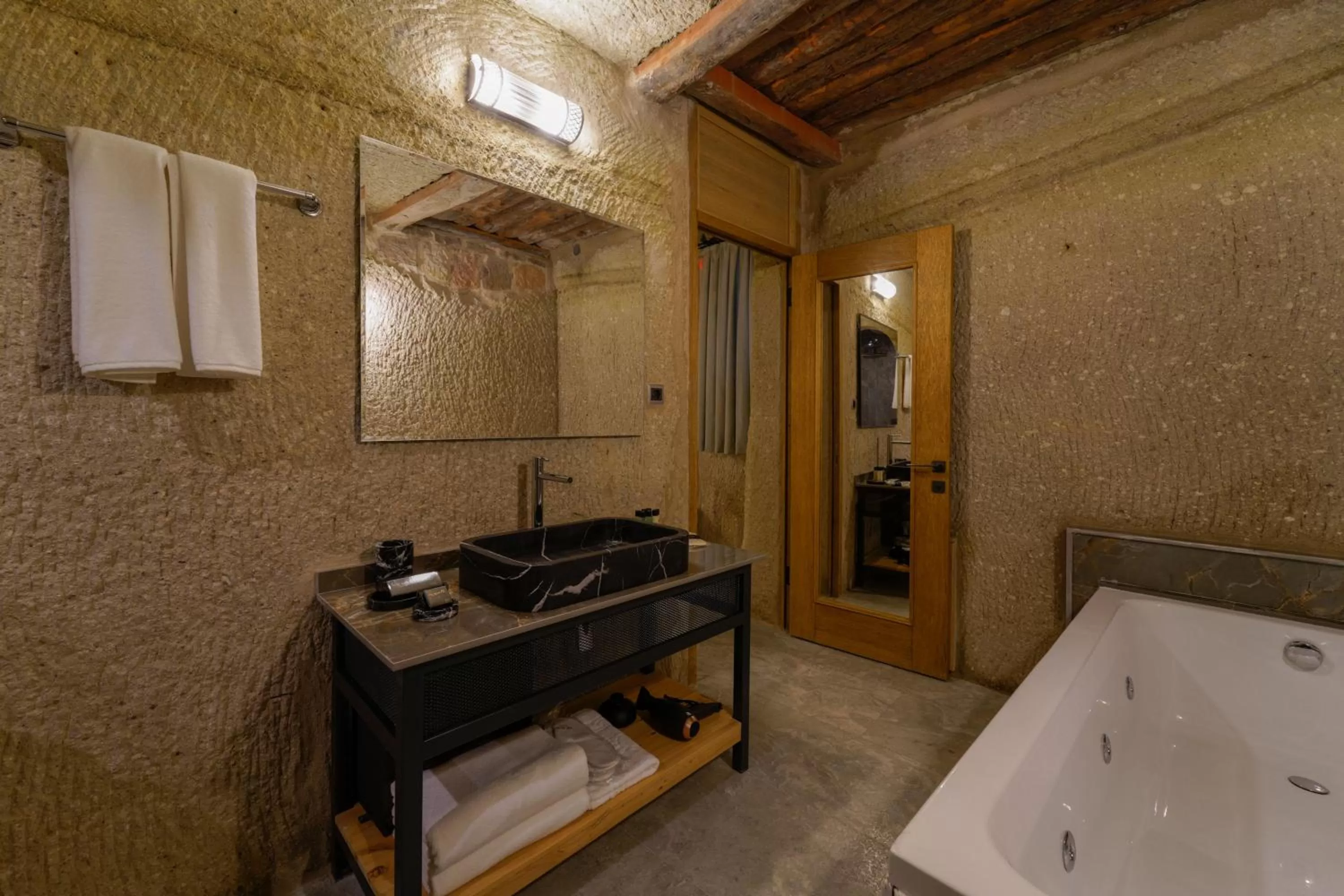 Bathroom in The Niche Cave Hotel
