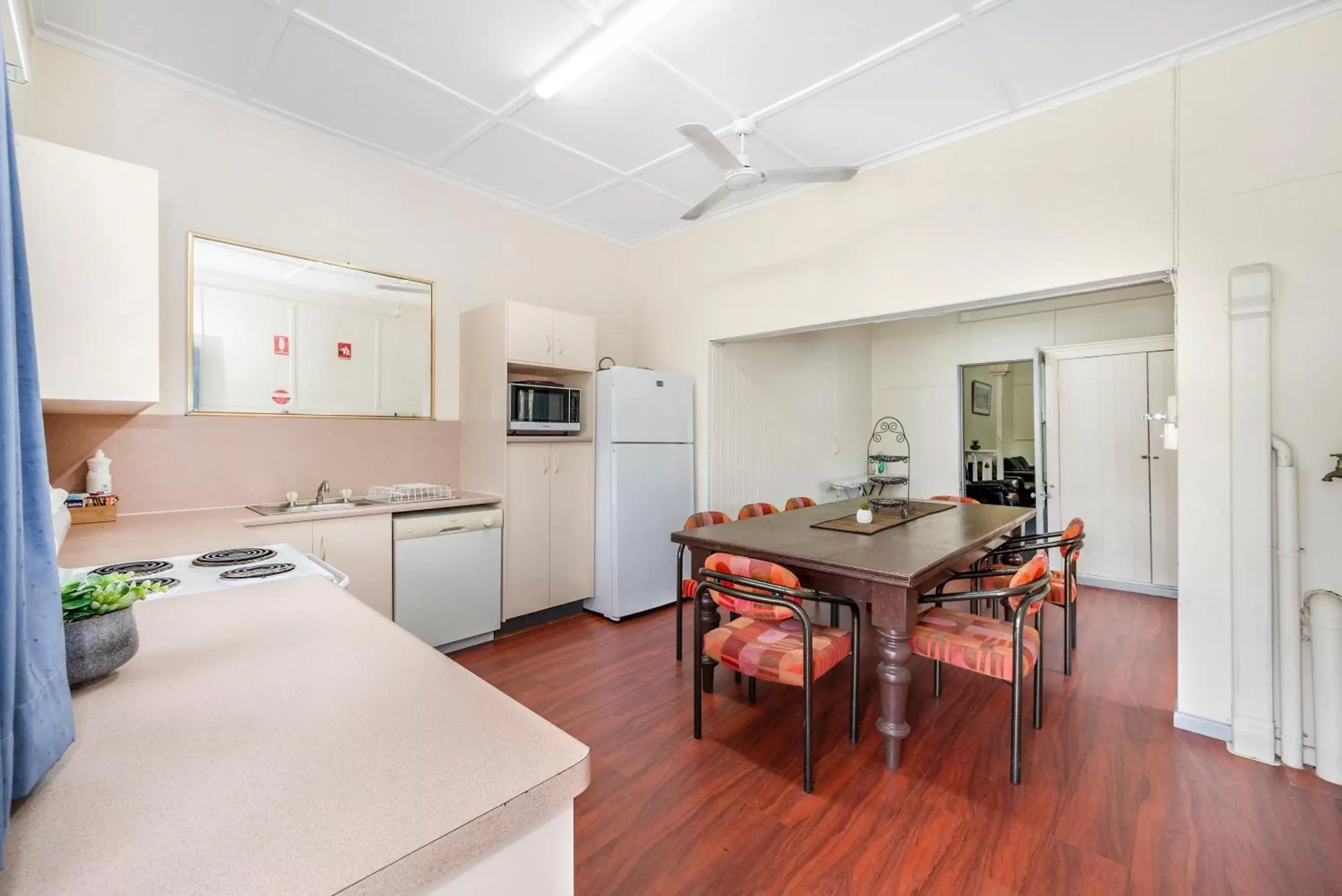 Dining Area in Strand Motel