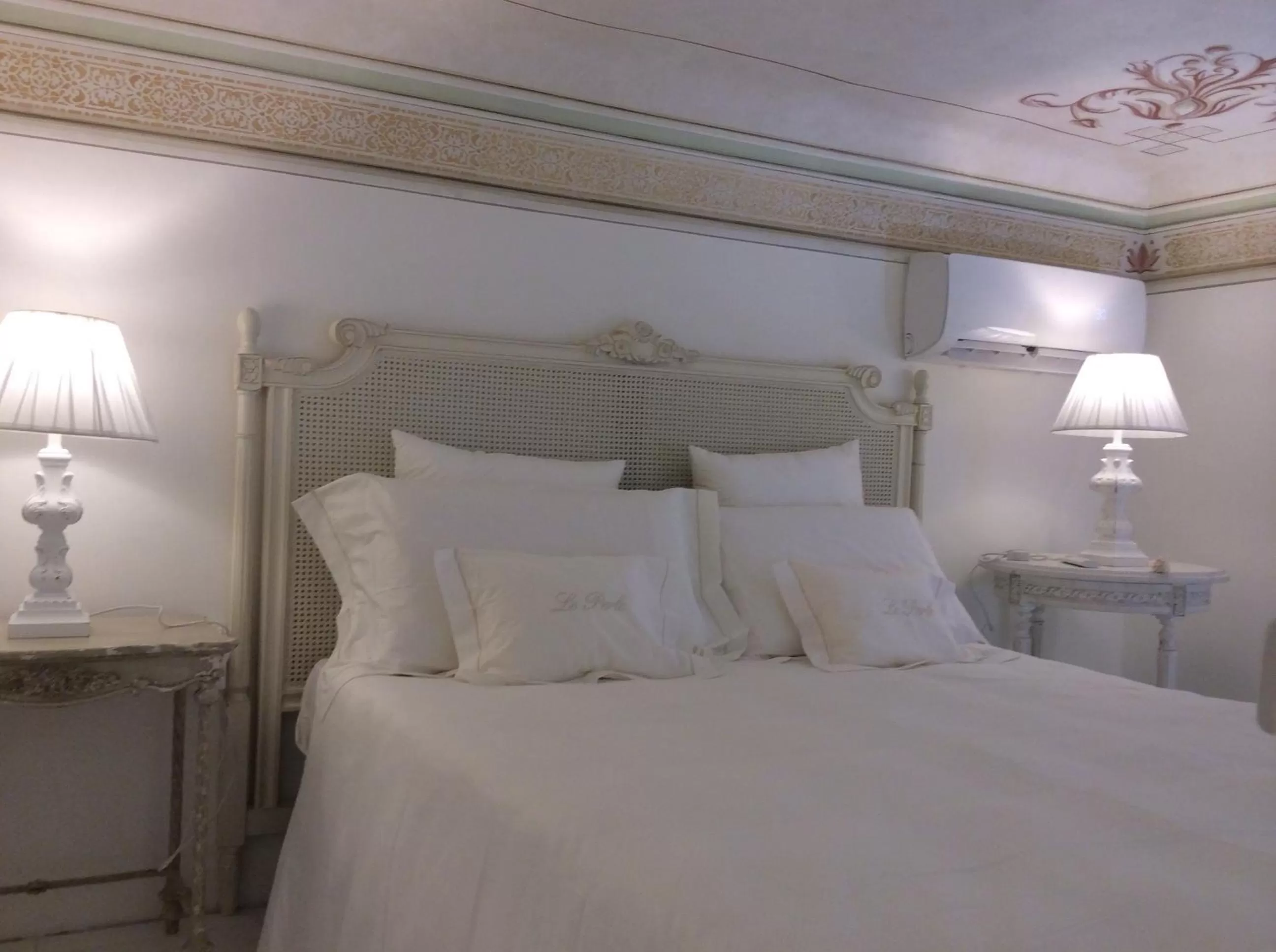 Bedroom, Bed in Suite Le Perle