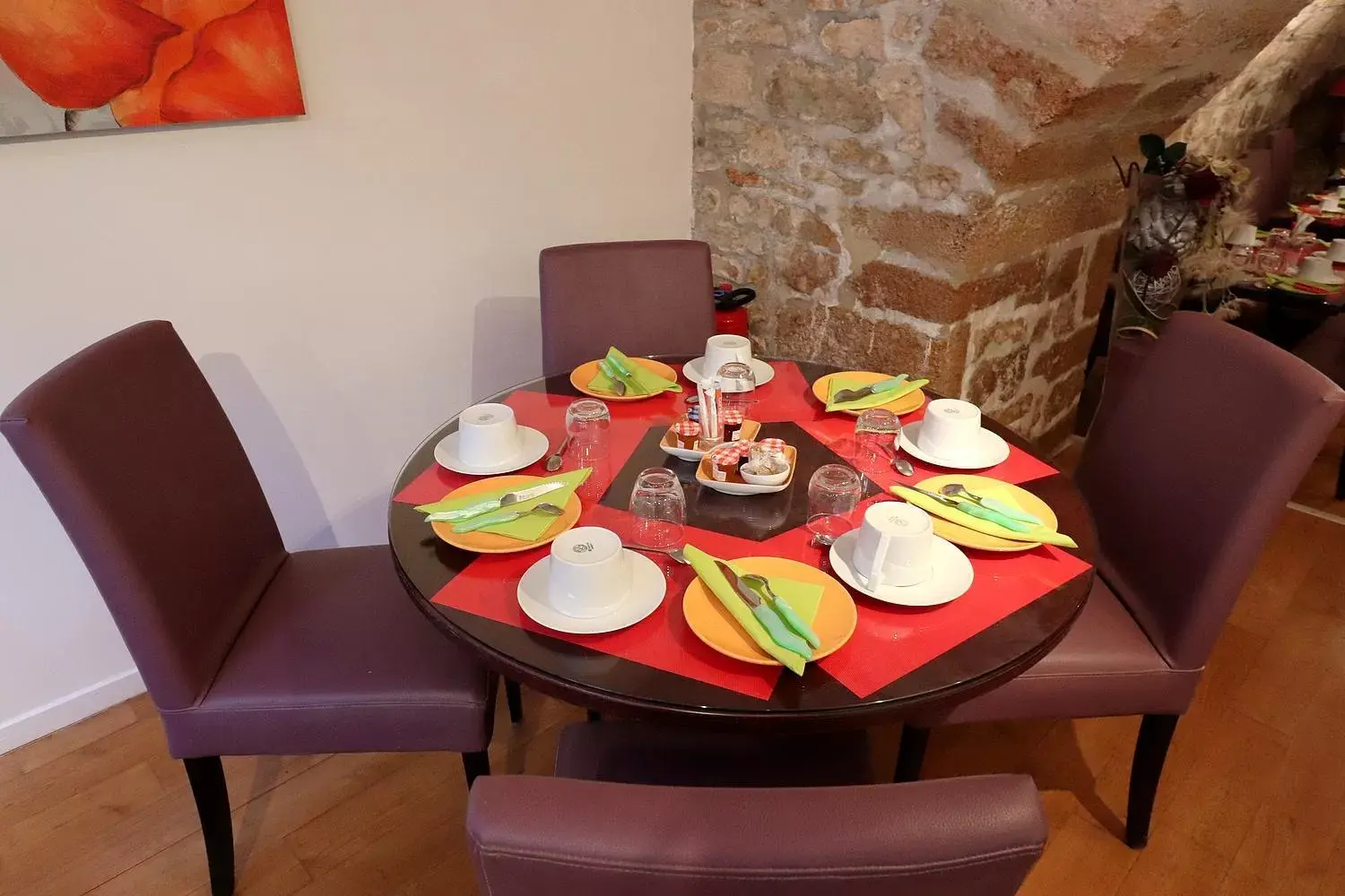 Buffet breakfast, Restaurant/Places to Eat in Le Pavillon Saint-Martin