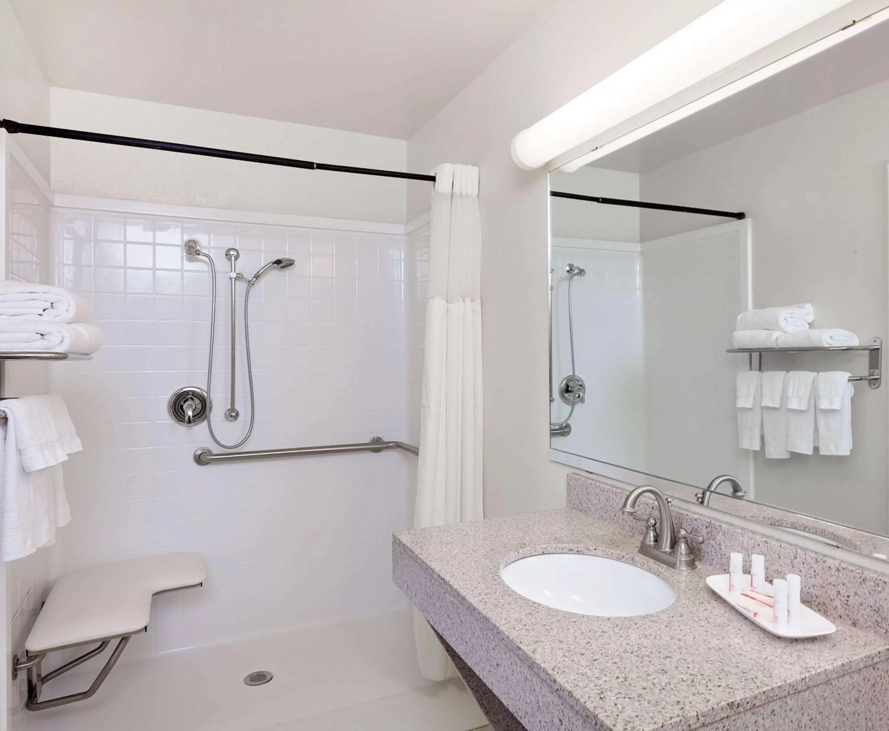 Bathroom in Days Inn by Wyndham San Angelo