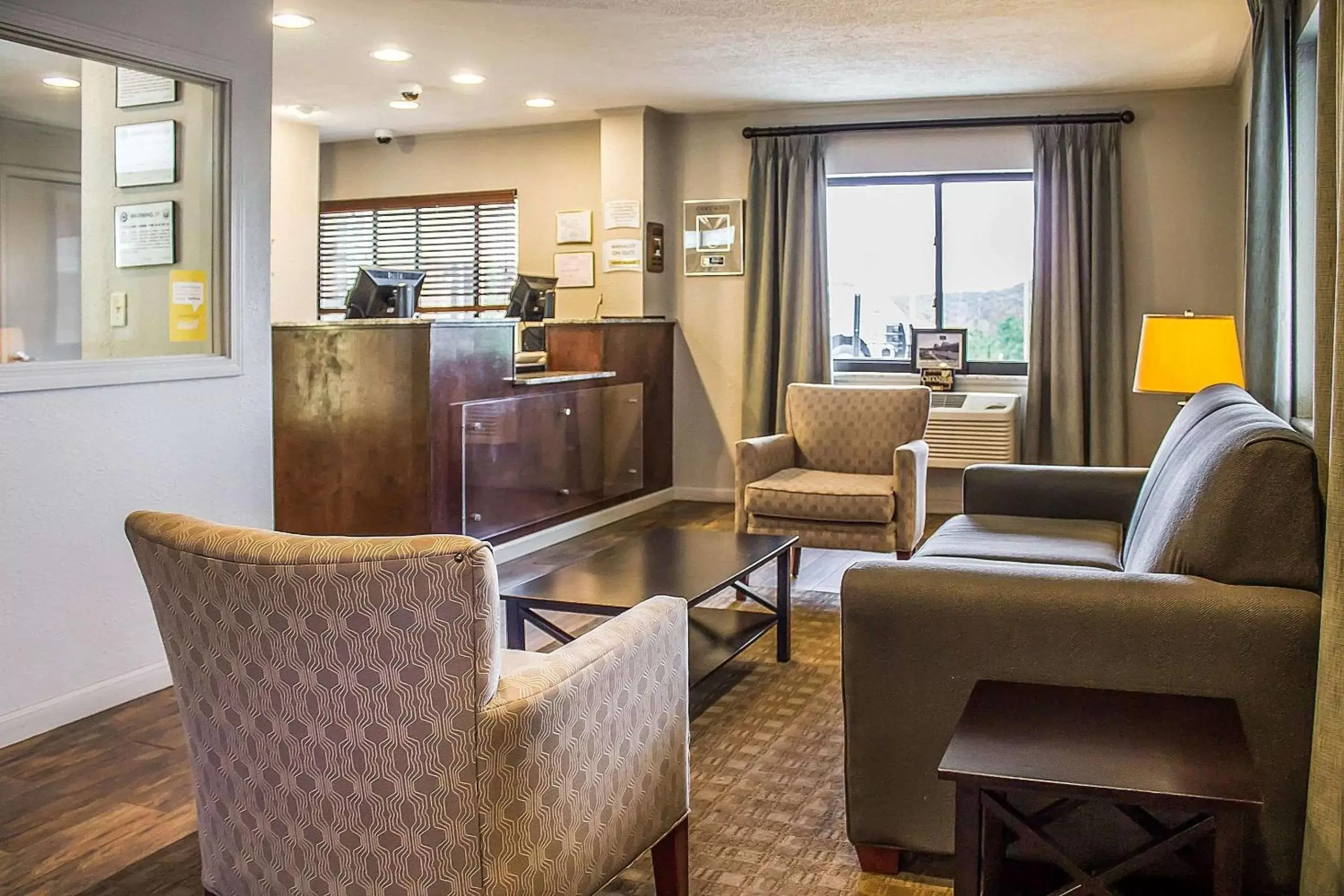 Lobby or reception in Quality Inn Cambridge Lobby or reception in Quality Inn Cambridge