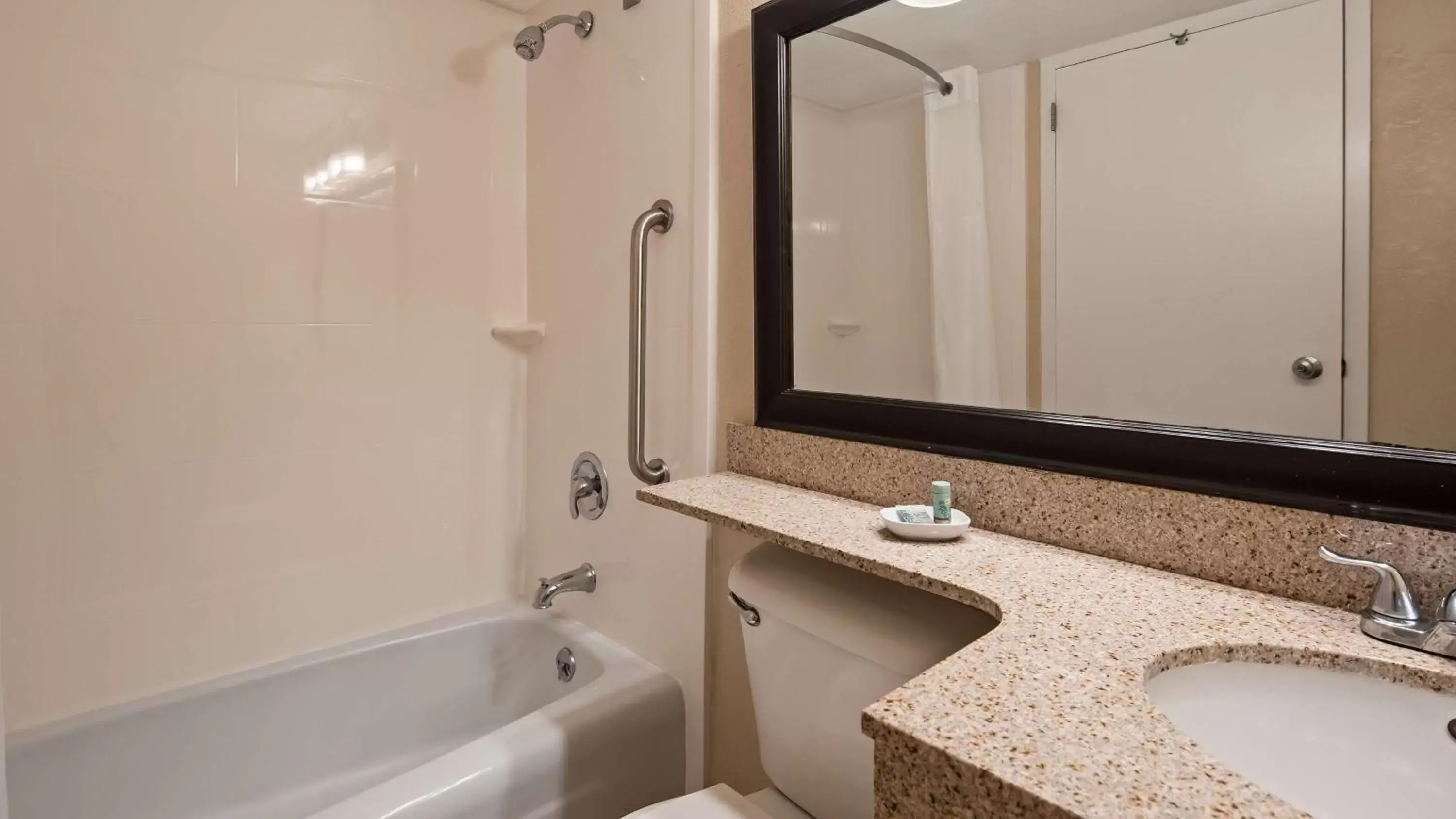 Bathroom in Best Western Greenfield Inn