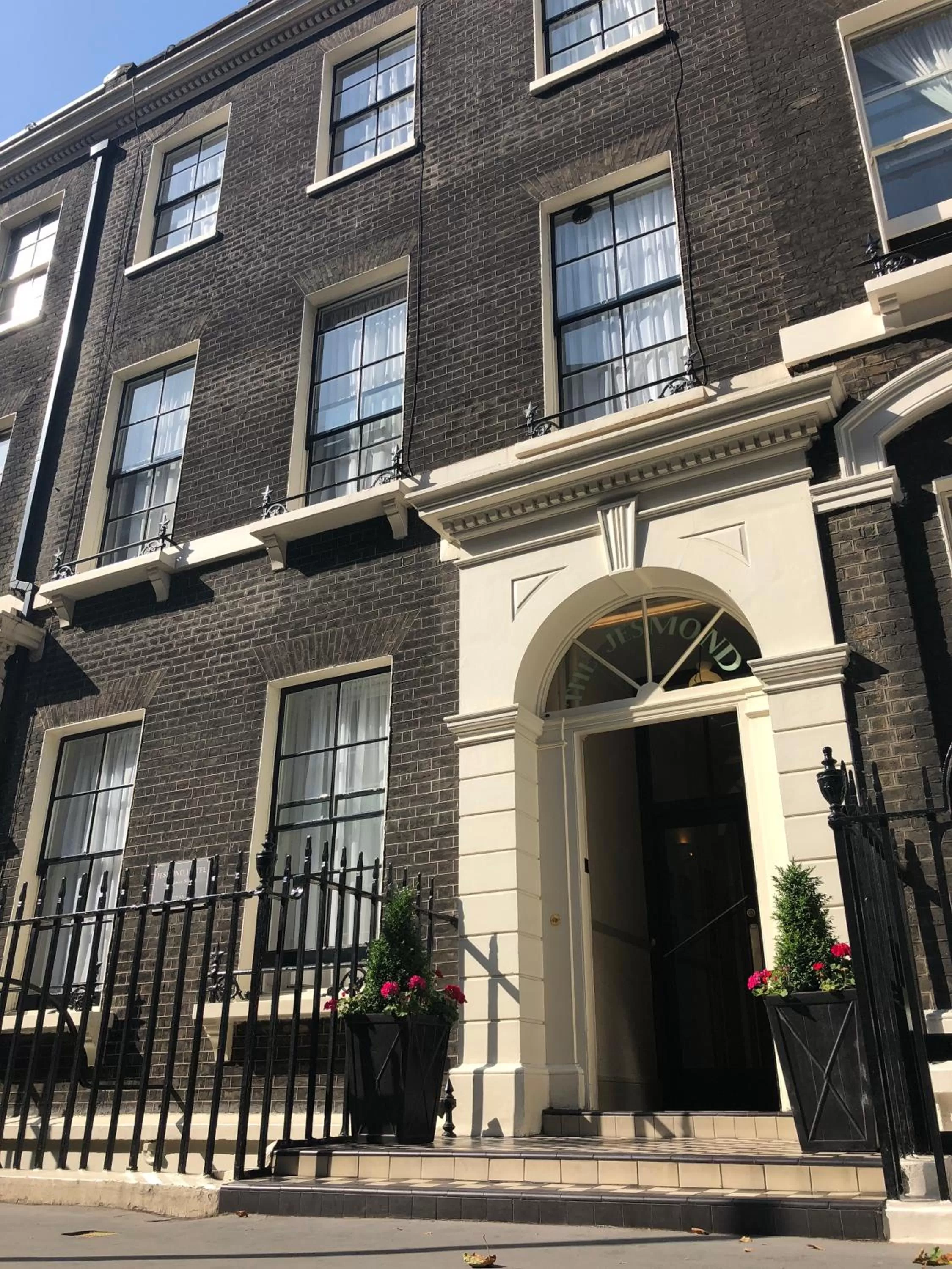 Facade/entrance in Jesmond Hotel