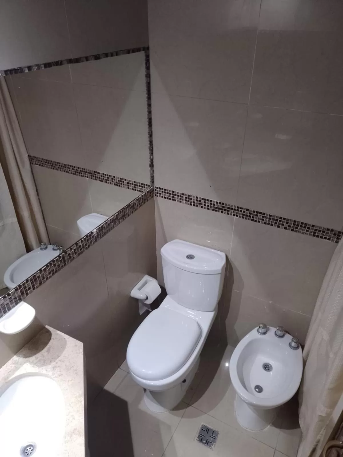 Lorenzo Suites Hotel