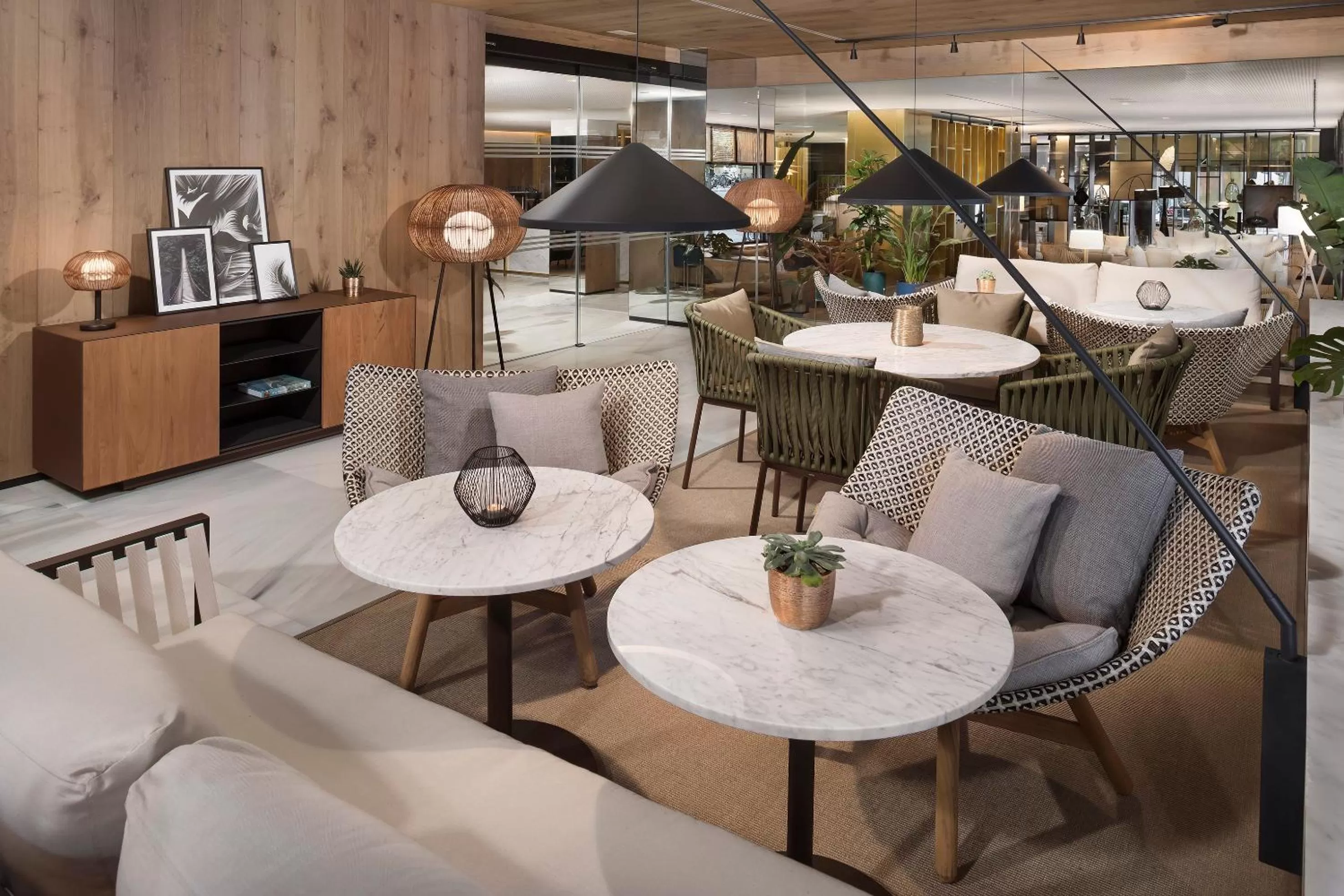 Lounge or bar in Melia Madrid Serrano