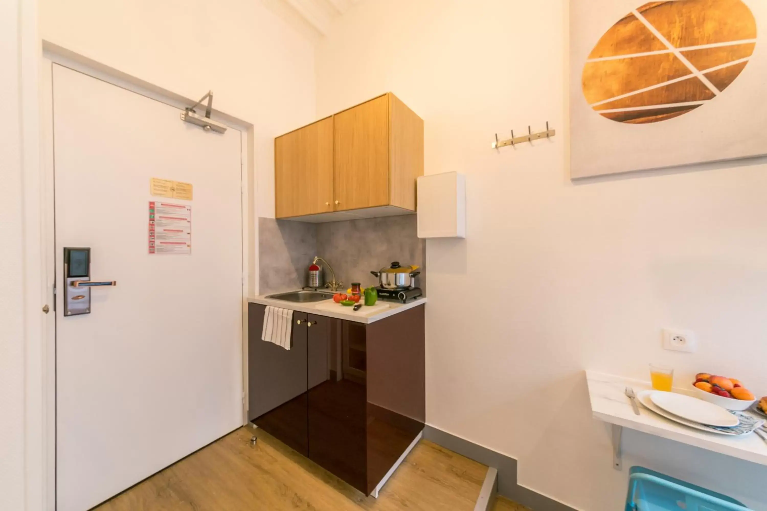 Communal kitchen, Kitchen/Kitchenette in Apartments WS Haussmann - La Fayette