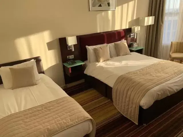 Bed in Prom Hotel