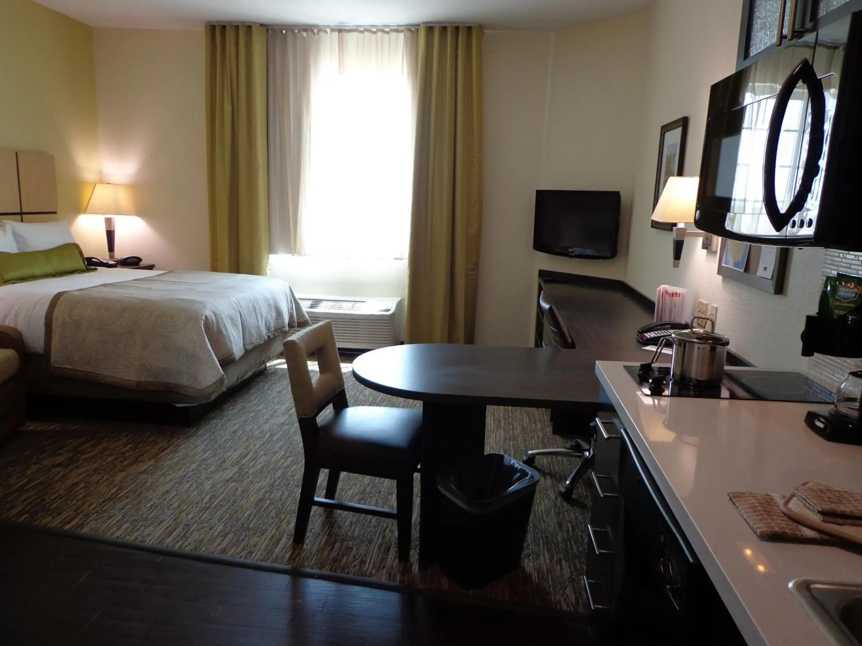 Photo of the whole room, TV/Entertainment Center in Candlewood Suites Odessa, an IHG Hotel