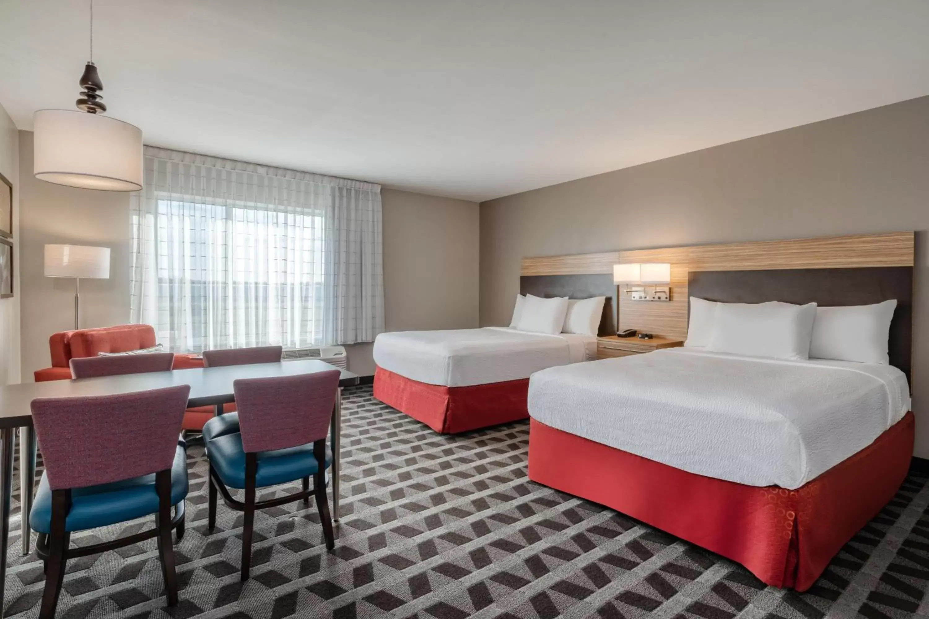 Photo of the whole room, Bed in TownePlace Suites by Marriott Indianapolis Airport