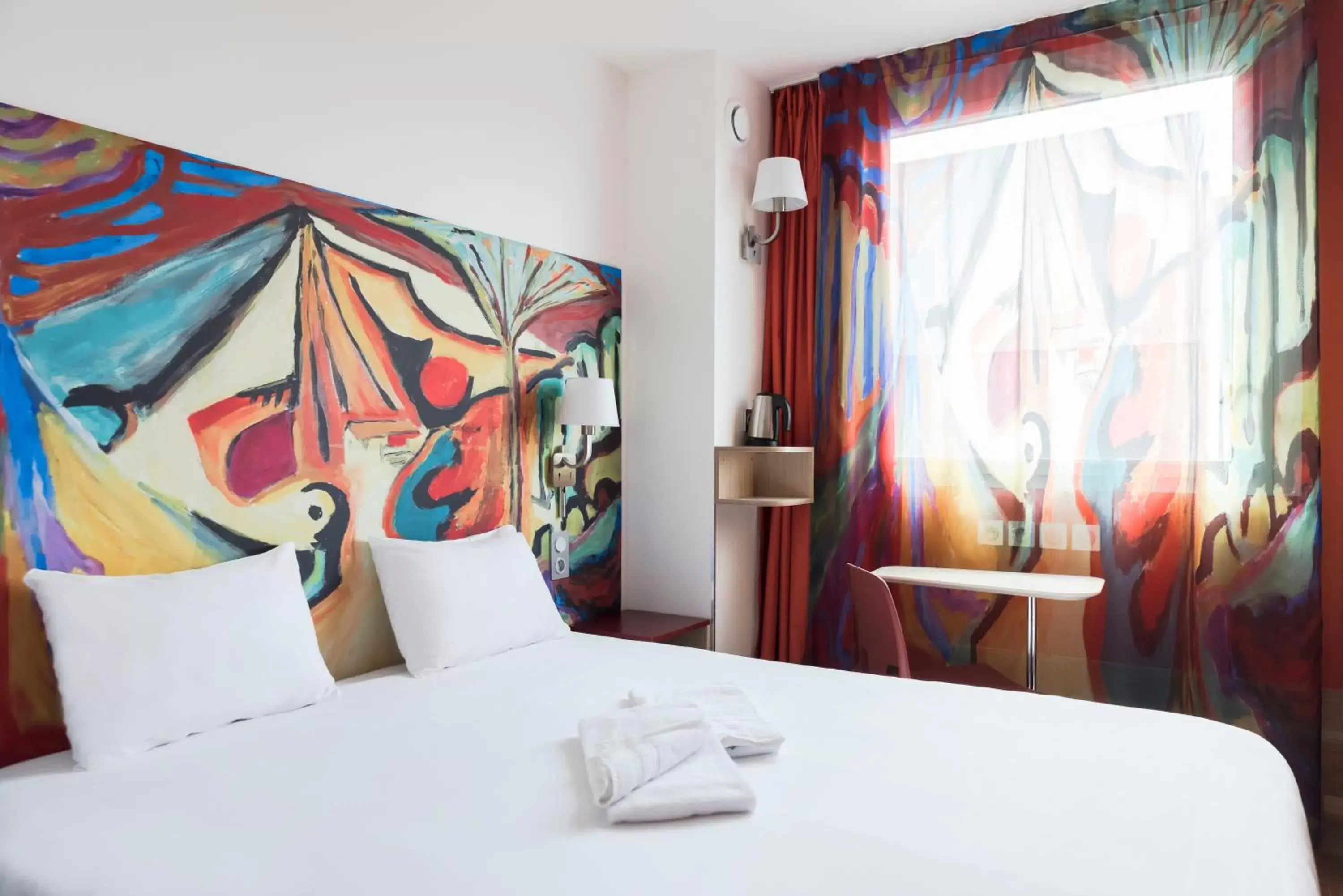 Bedroom, Bed in The Originals City, Hôtel Codalysa, Torcy (Inter-Hotel)