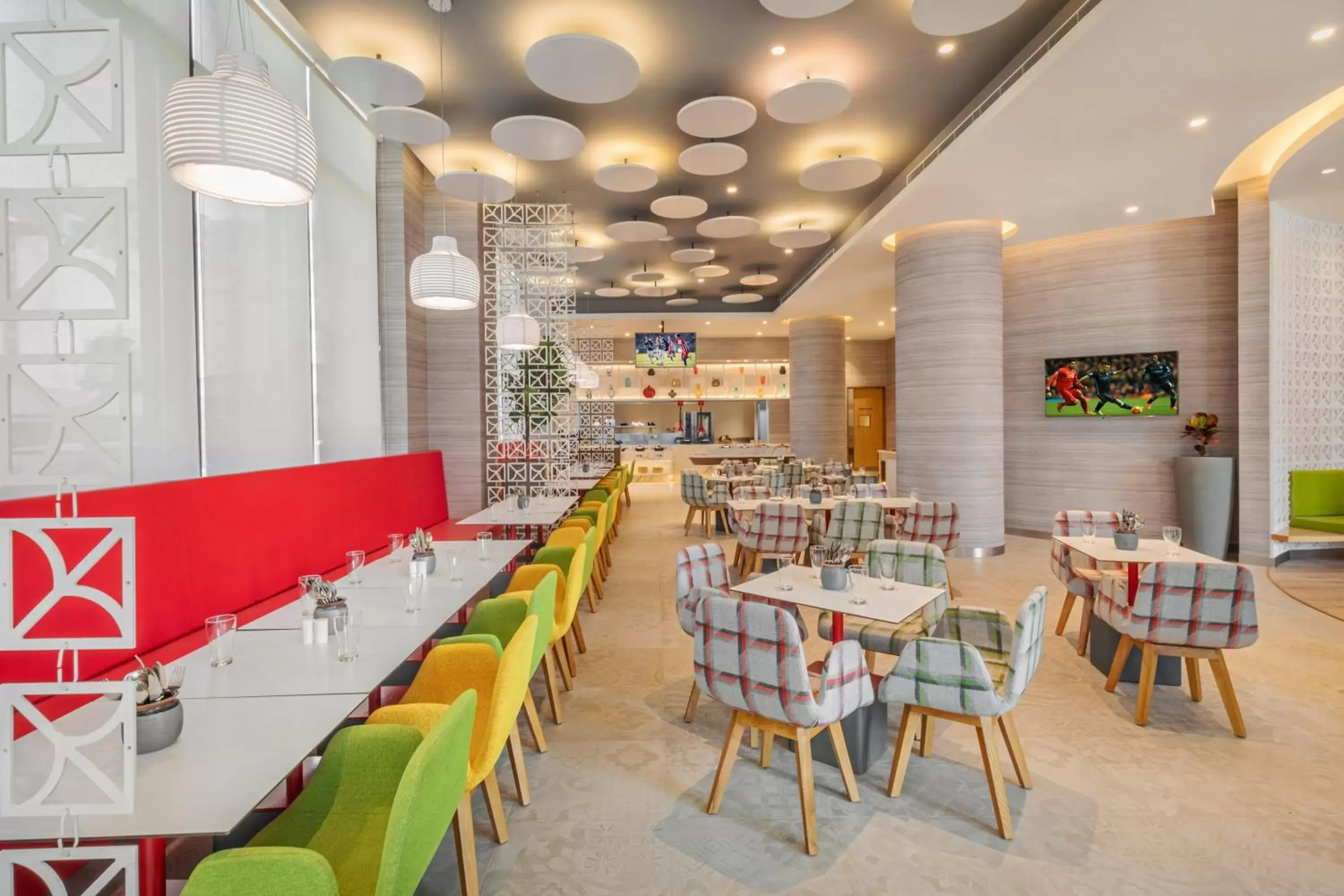 Lounge or bar, Restaurant/Places to Eat in ibis Kolkata Rajarhat