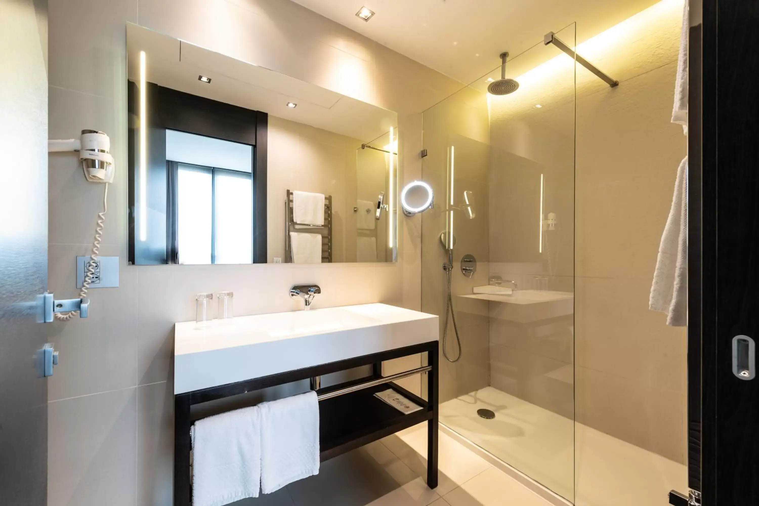 Bathroom in DUPARC Contemporary Suites