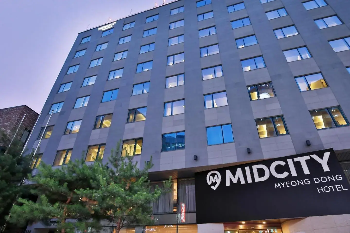 Property building in Hotel Midcity Myeongdong