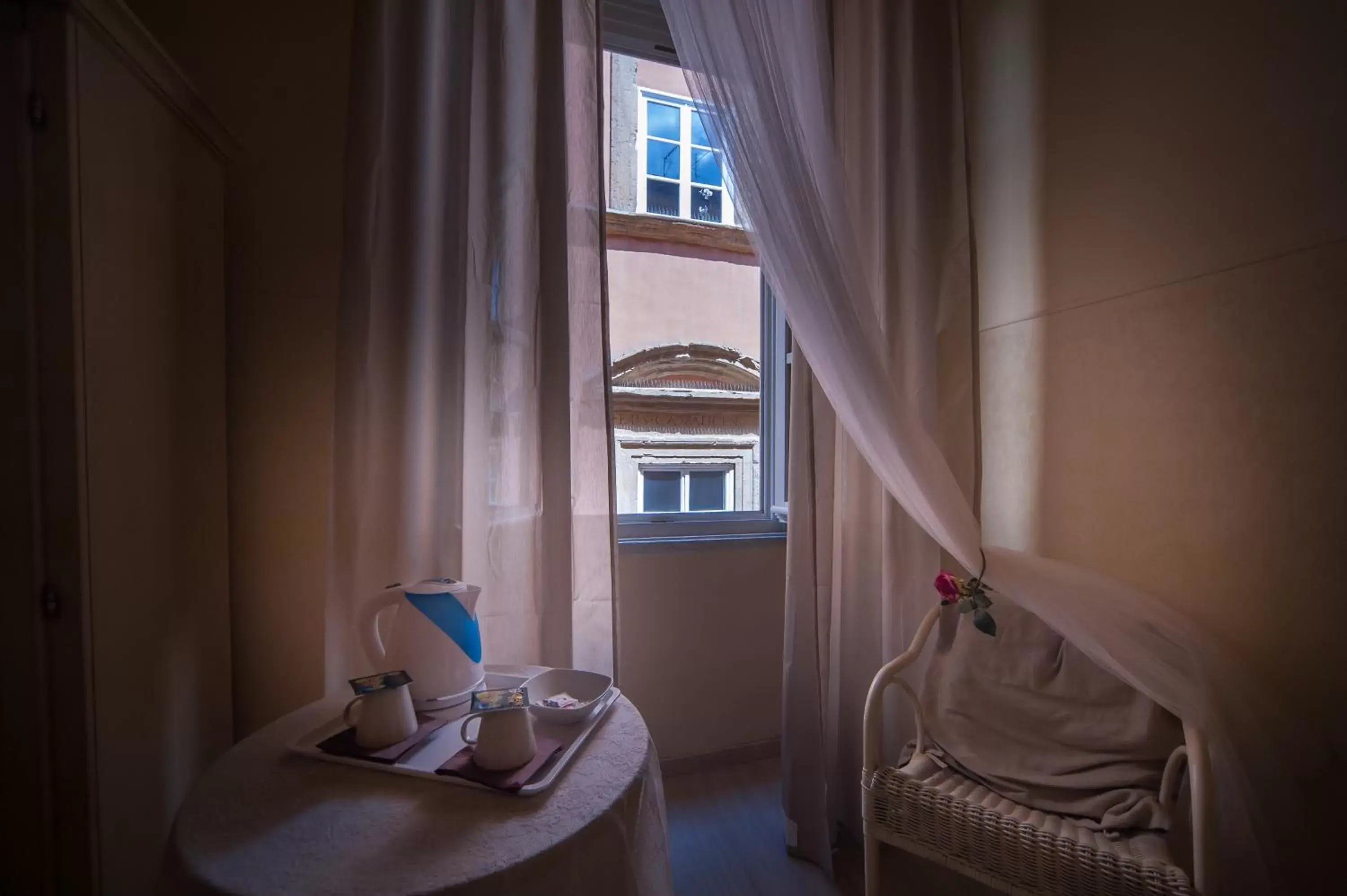 Bedroom, Seating Area in Albergo Etruria