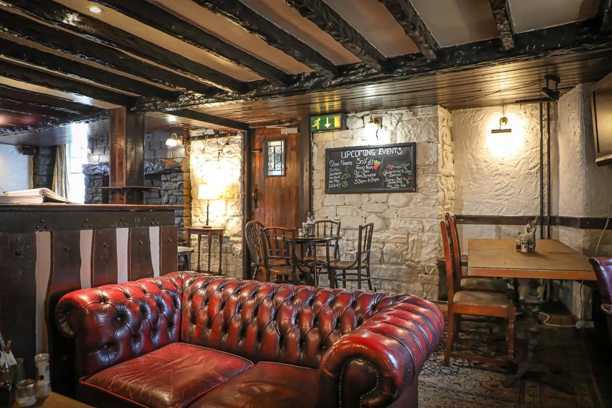 Lounge or bar in Queens Head Inn, Tirril