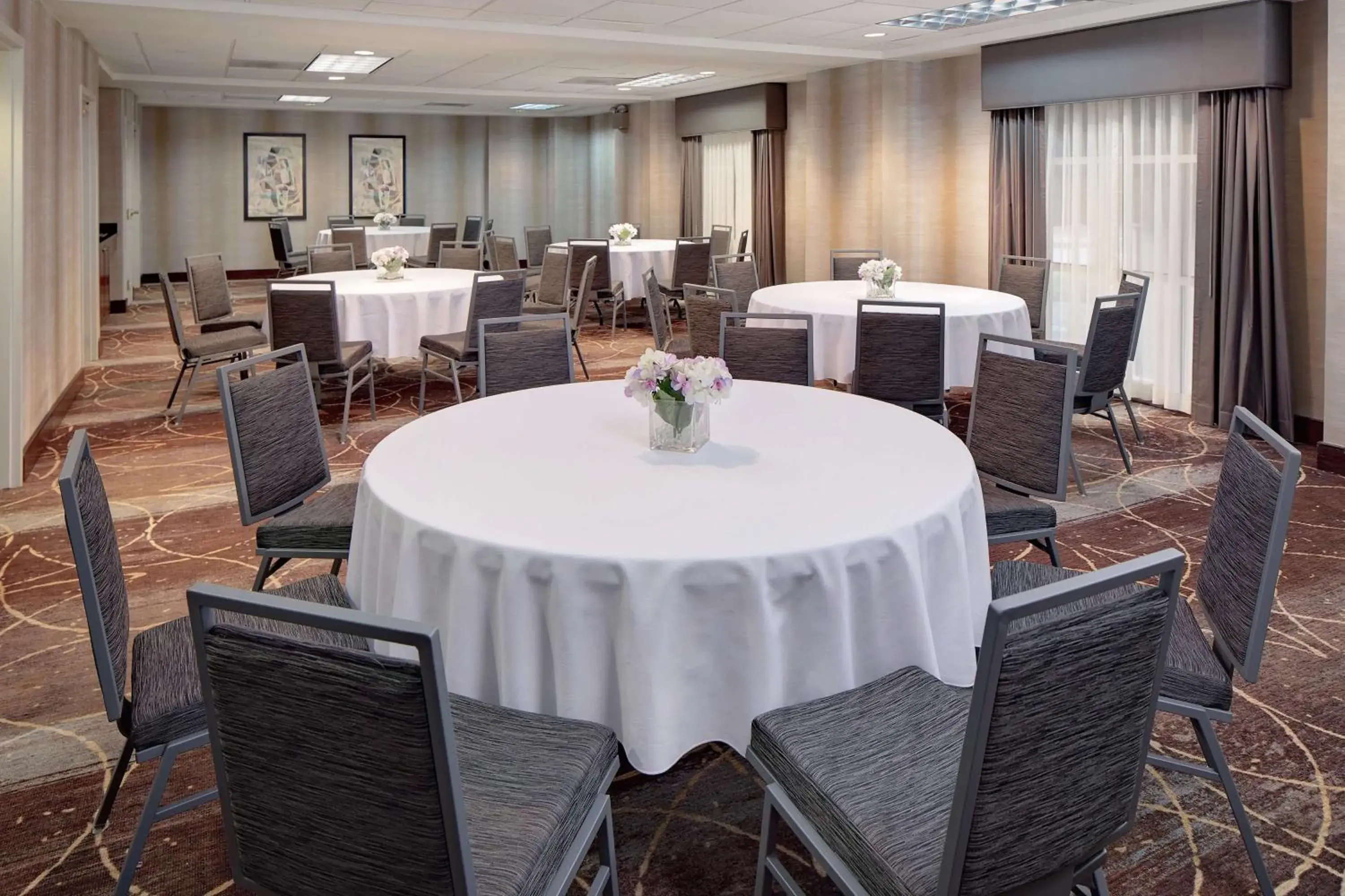 Meeting/conference room, Restaurant/Places to Eat in Homewood Suites by Hilton Minneapolis-Mall Of America