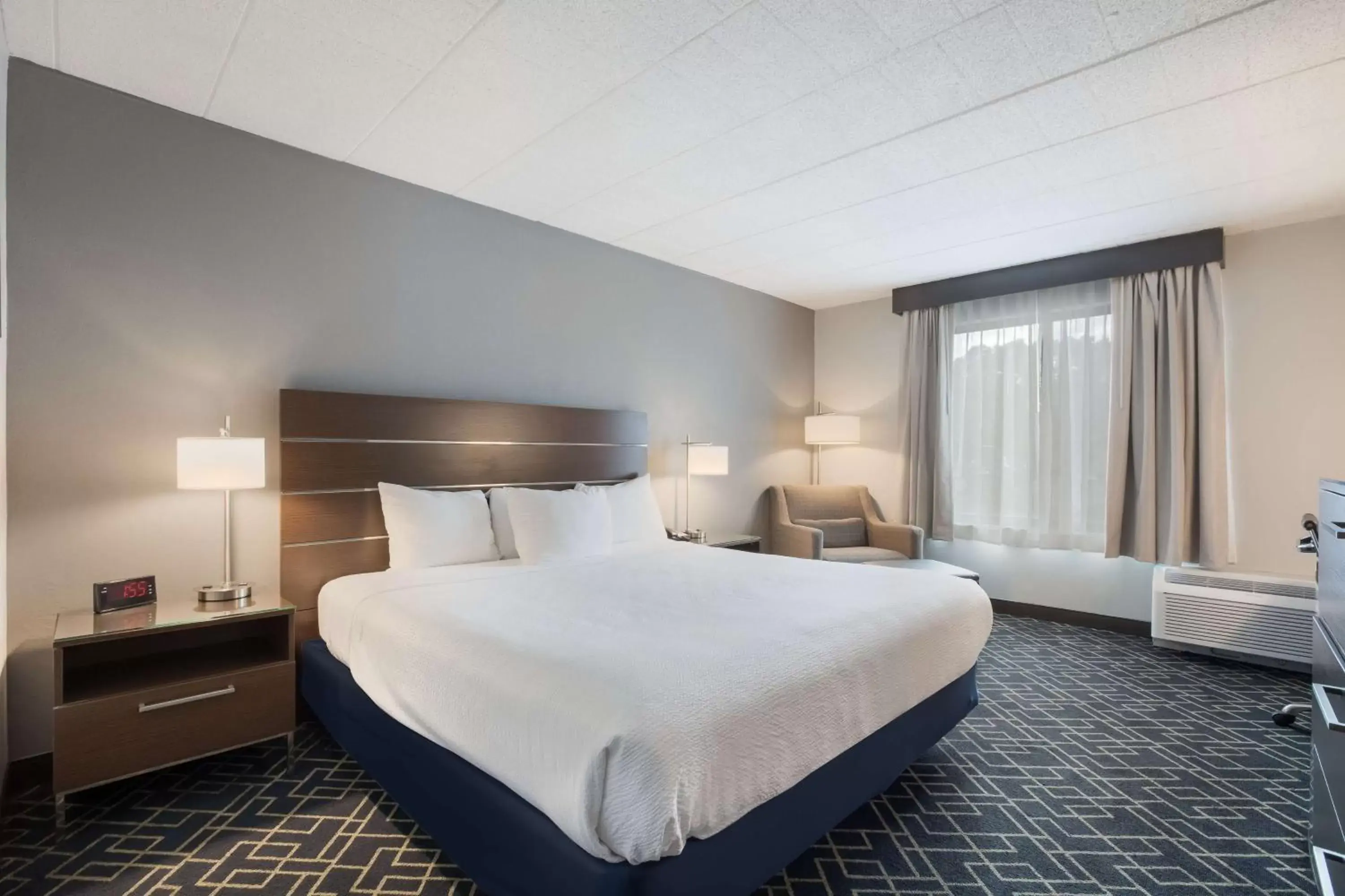 Bedroom, Bed in Best Western Hunt's Landing Hotel Matamoras Milford
