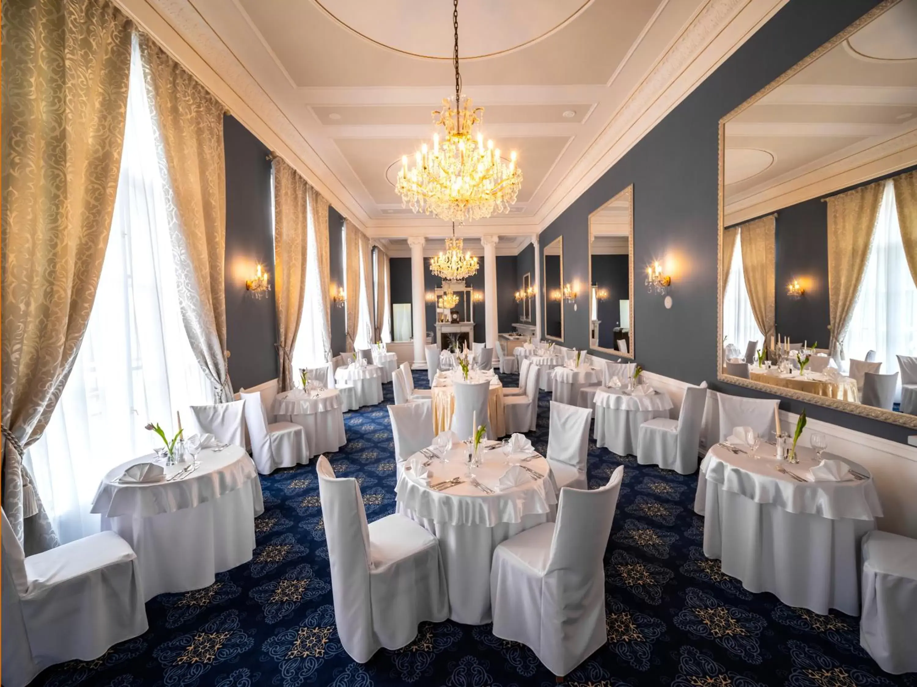 Banquet Facilities in Hotel Radium Palace