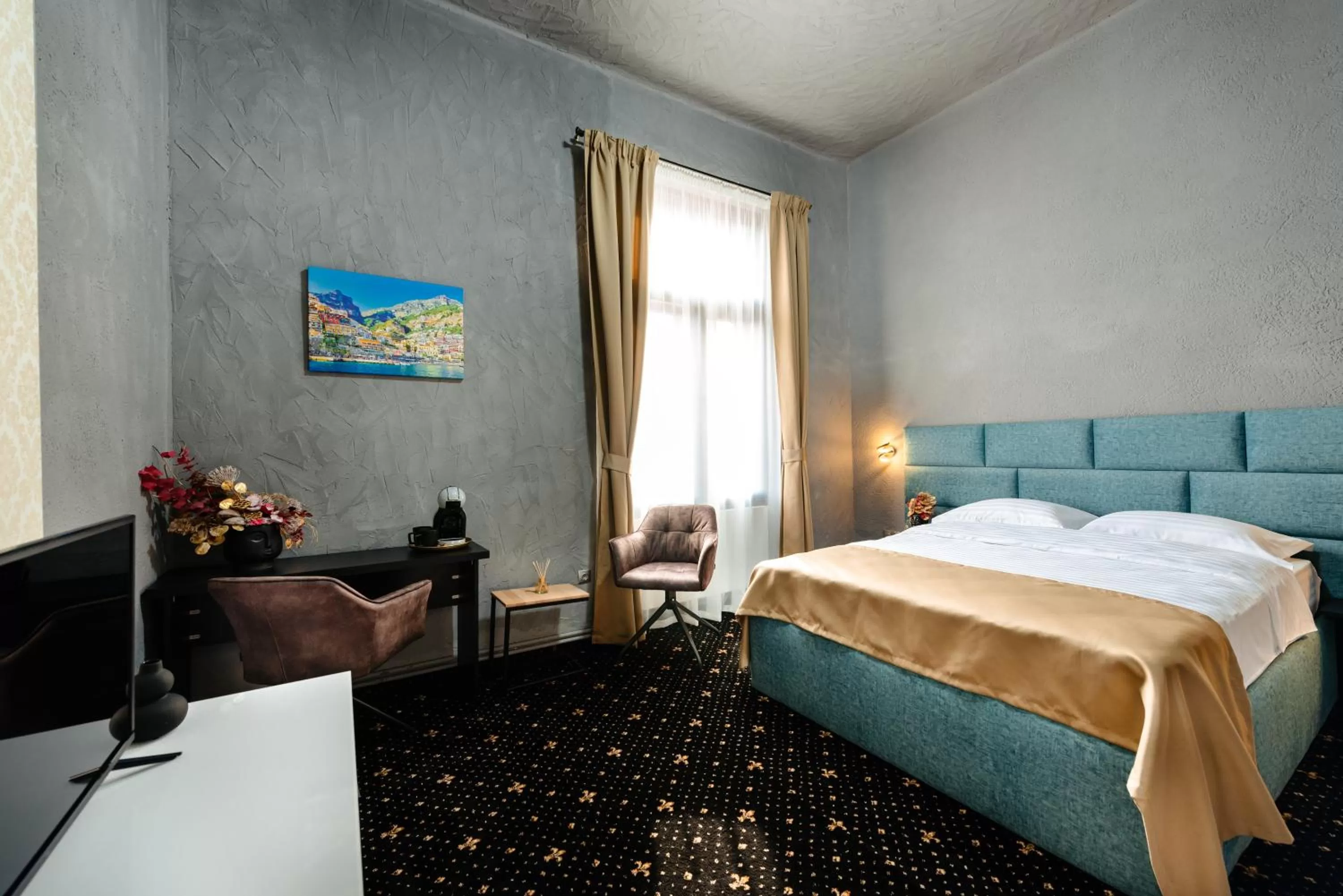 Bedroom, Bed in Palace Bulevard Inn