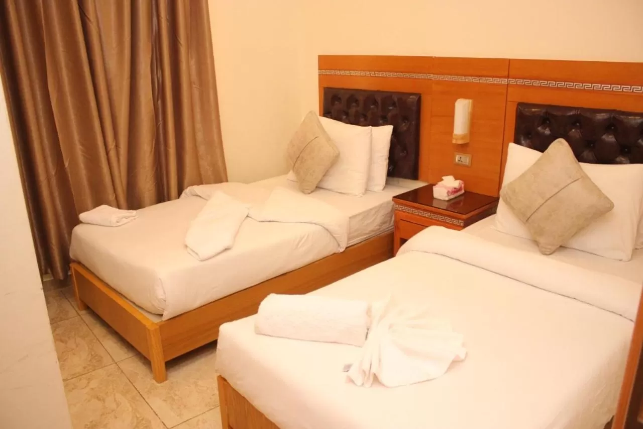 Bedroom, Bed in Jawharet Alswefiah Hotel Suites