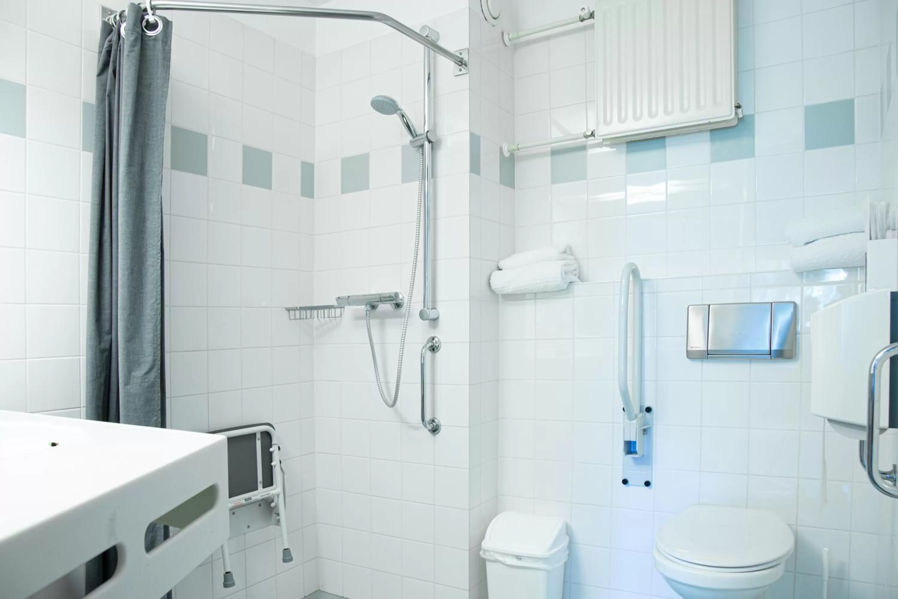 Toilet in 50|50 Hotel Belmont