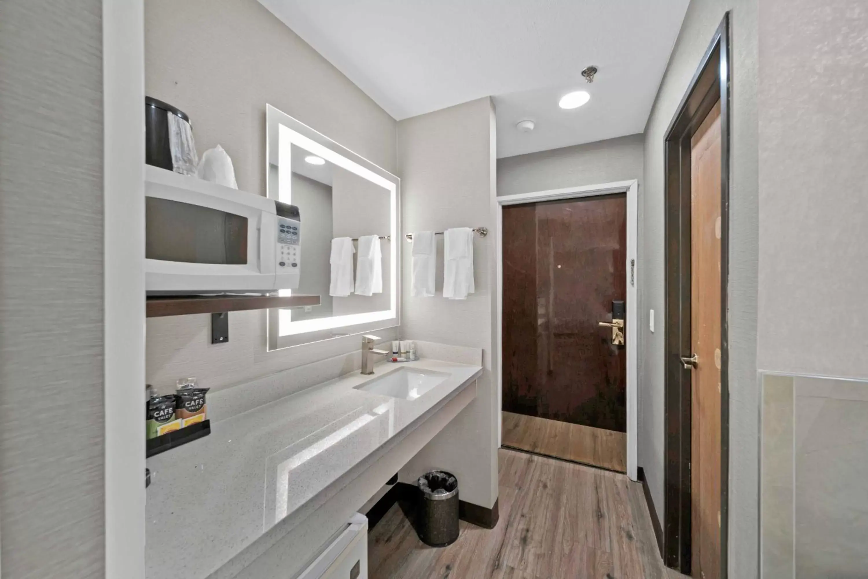 Bathroom in Baymont by Wyndham Anderson