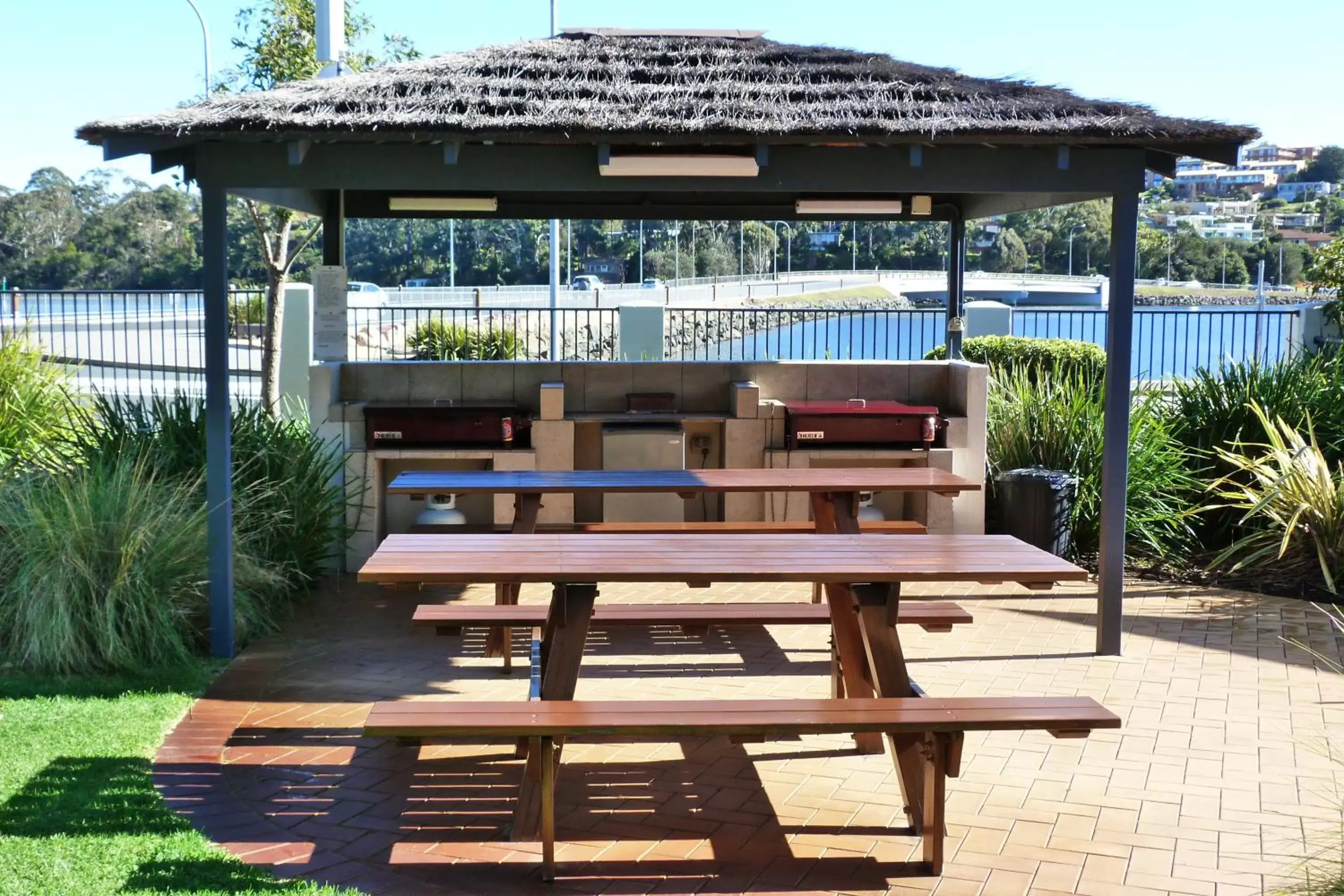 BBQ facilities in Sails Luxury Apartments Merimbula