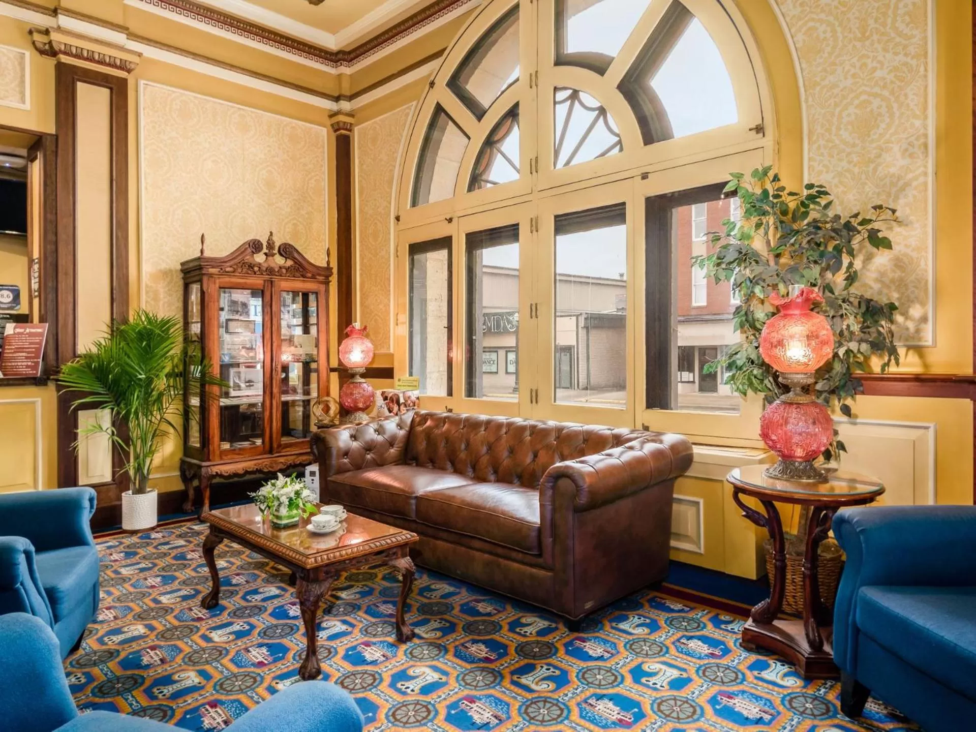 Property building in Lafayette Hotel Marietta