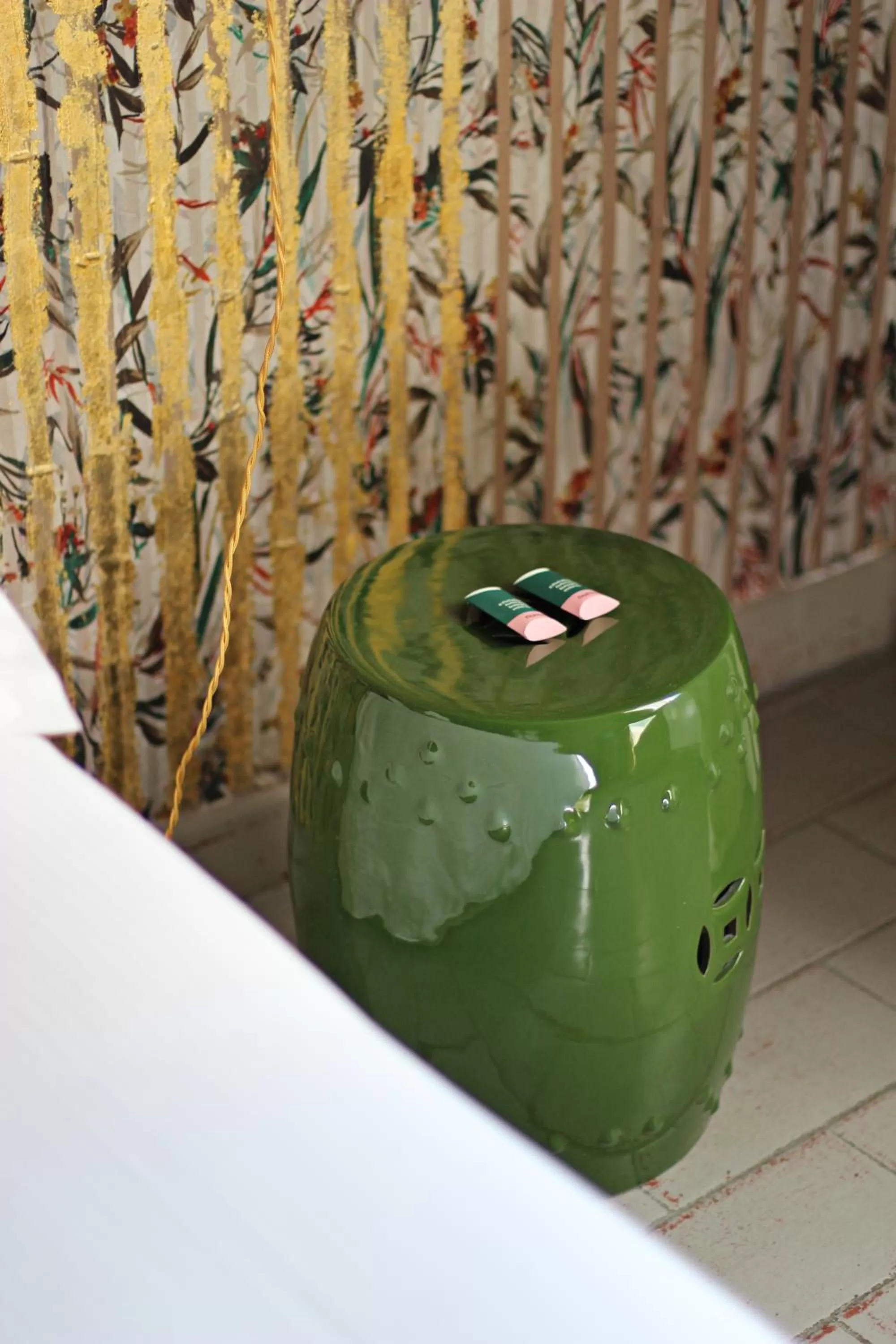 Decorative detail in Numa Florence Rodo