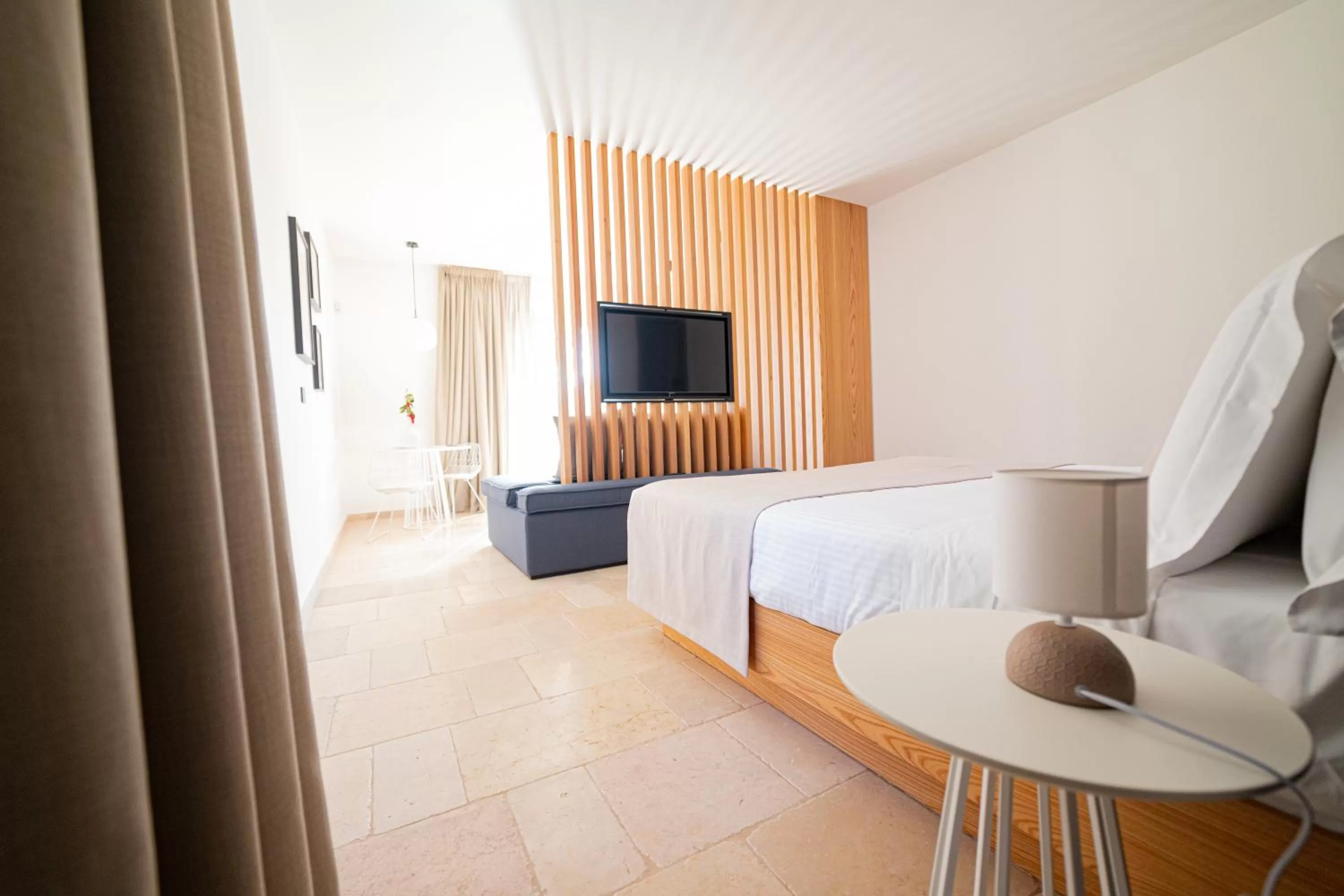 Bed in Essenza Relais Contemporaneo