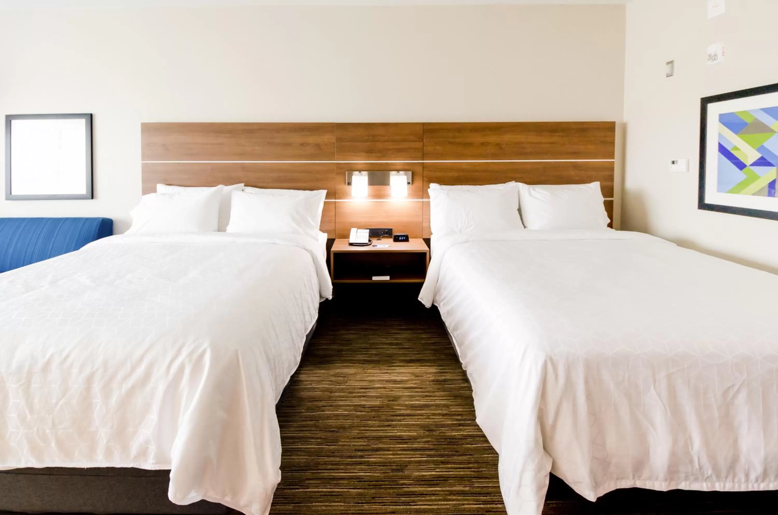 Bedroom, Bed in Holiday Inn Express & Suites Taylor by IHG