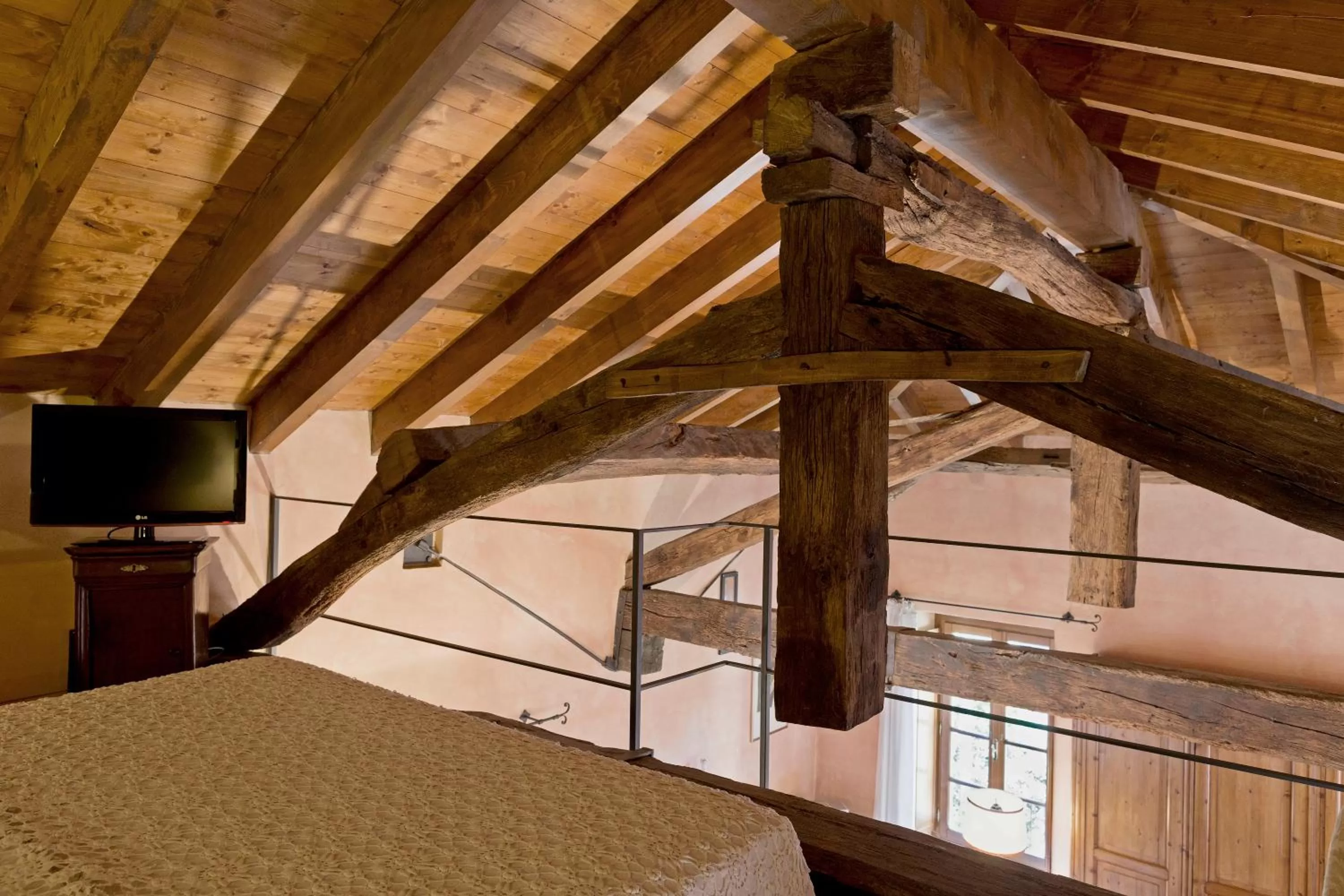 Photo of the whole room, Bed in Hotel Locanda Dei Mai Intees