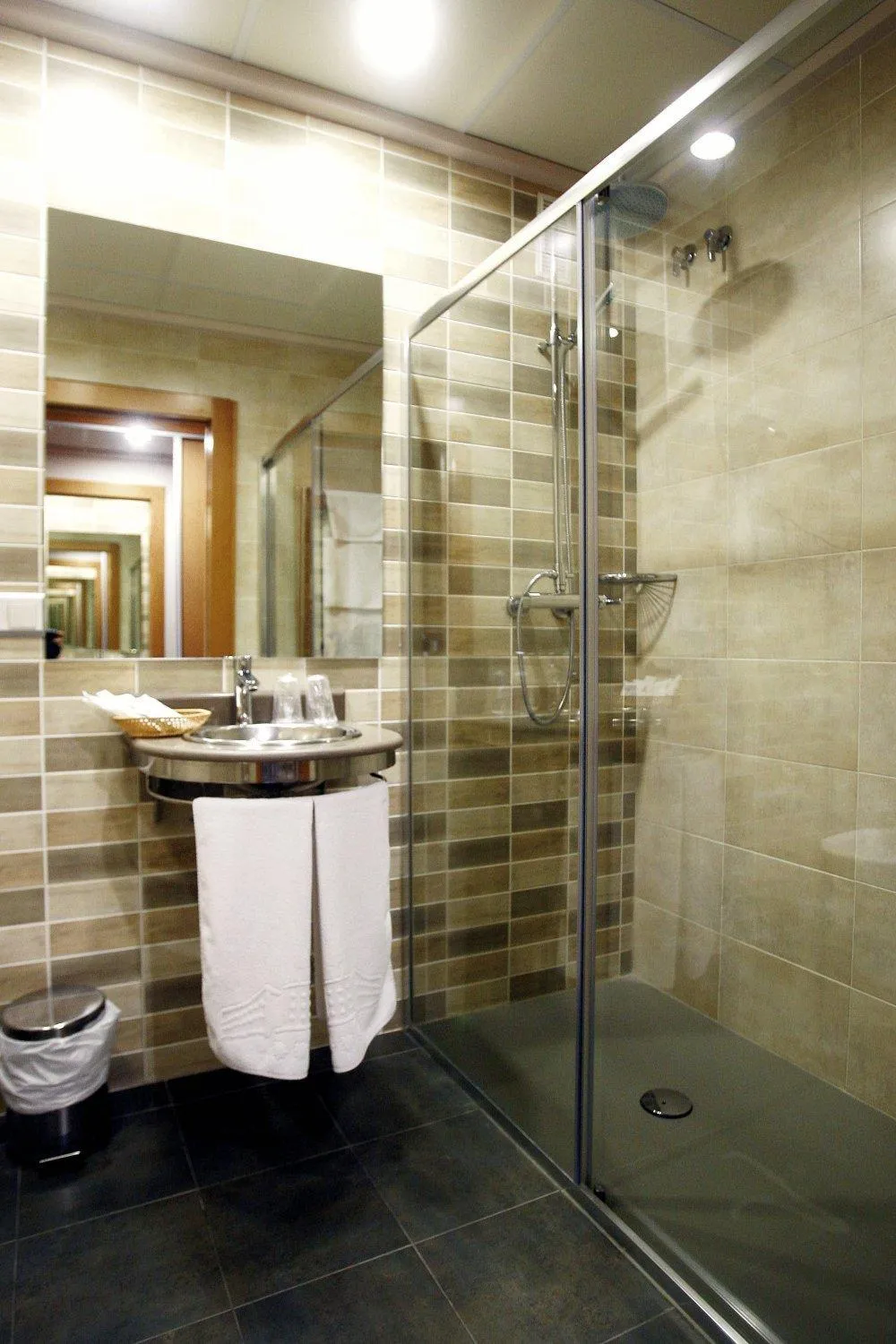 Bathroom in Hotel Universidad