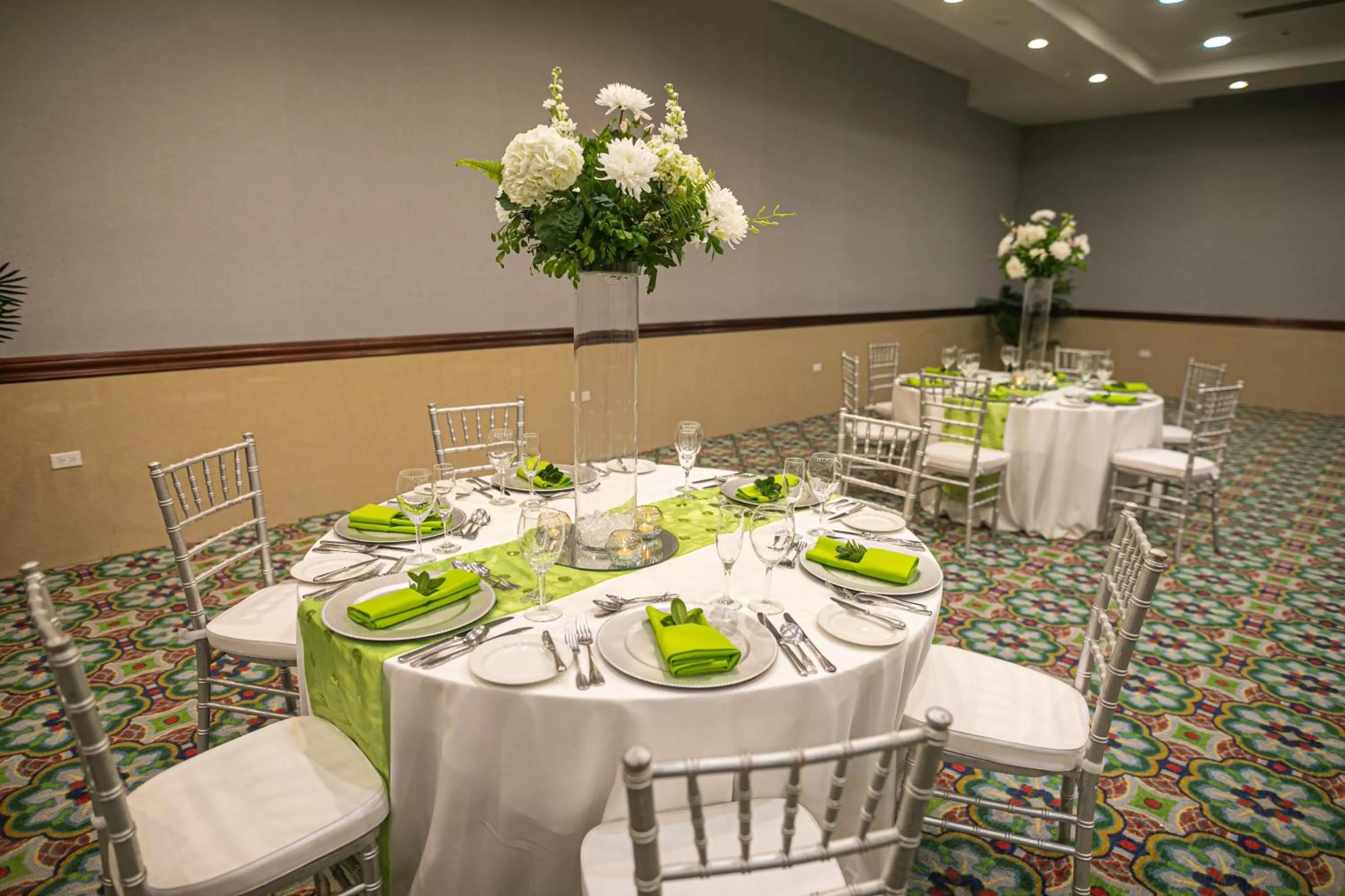 Banquet/Function facilities, Restaurant/Places to Eat in Holiday Inn Resort Montego Bay All Inclusive, an IHG Hotel