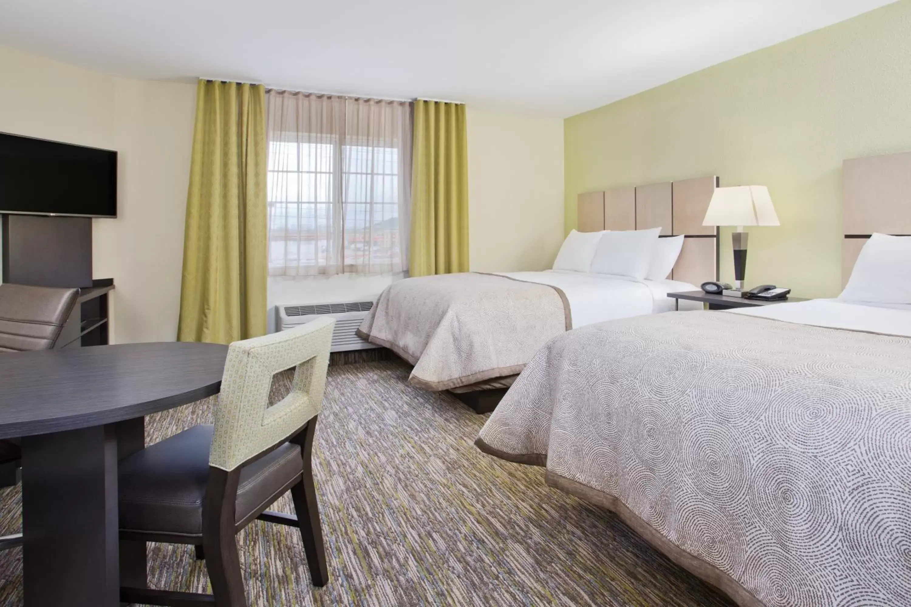 Photo of the whole room, Bed in Candlewood Suites Fort Campbell - Oak Grove by IHG Photo of the whole room, Bed in Candlewood Suites Fort Campbell - Oak Grove by IHG