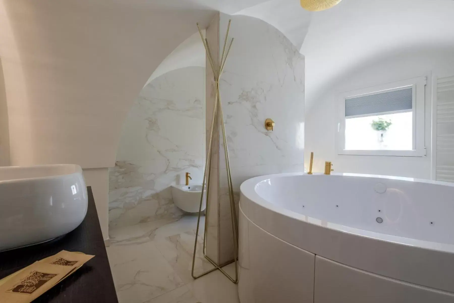 Bathroom in La Bella Ostuni Suites